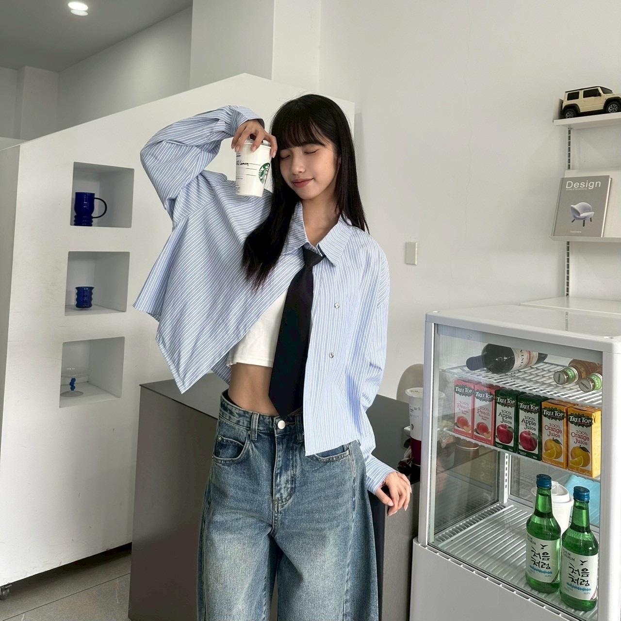 直紋短款鈕釦西裝領襯衫