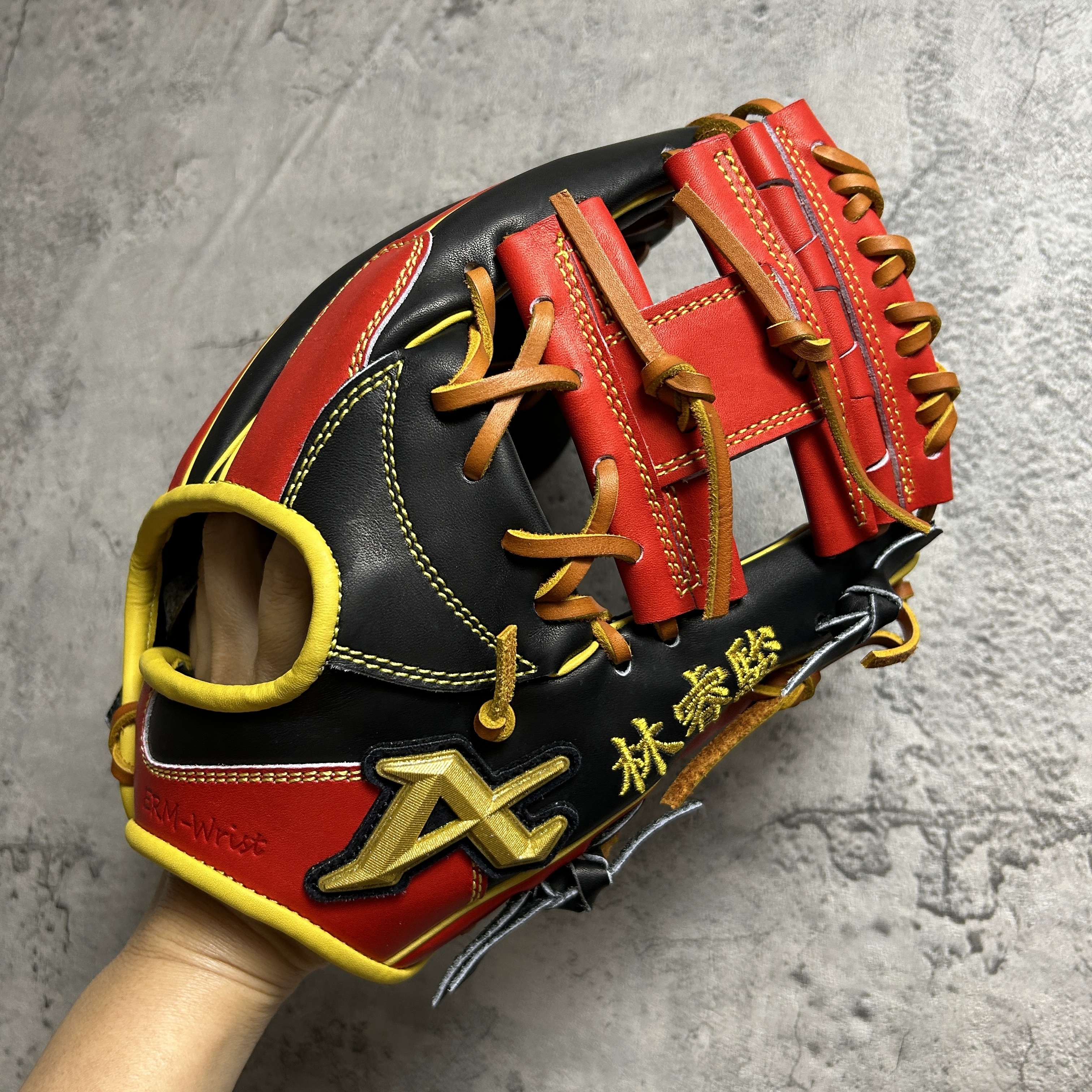 【照片分享】ATOMS 硬式 内野 APL-NE021