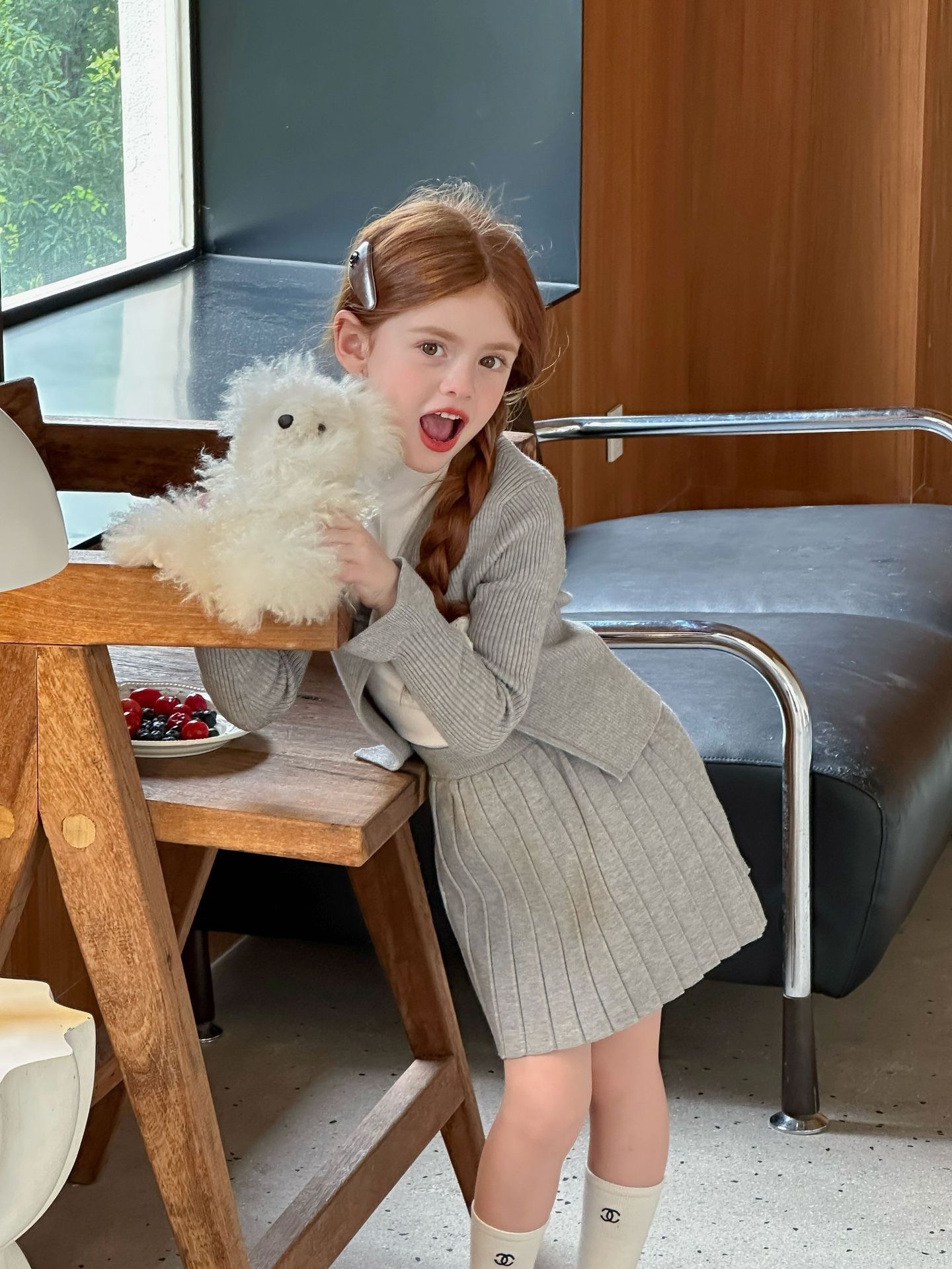 軟翻灰色針織百褶裙