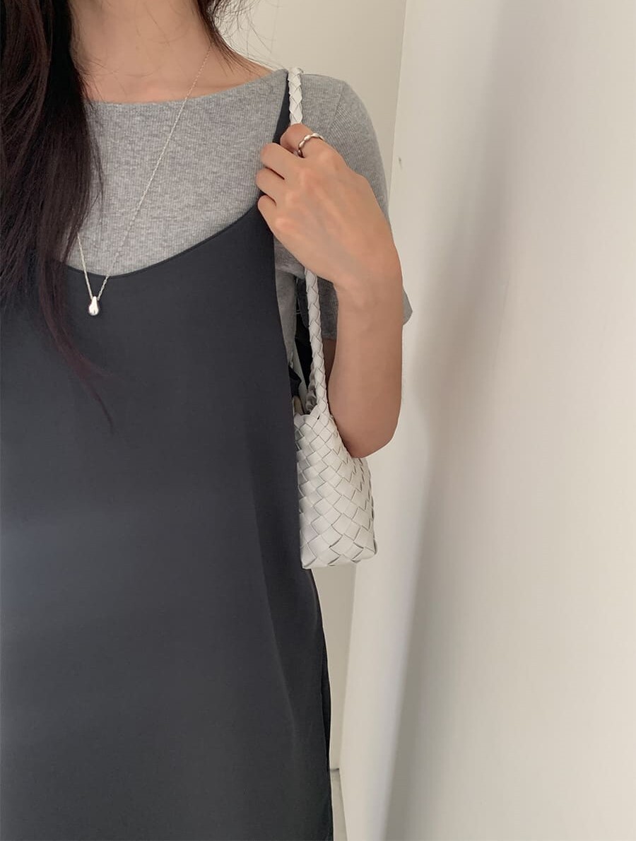 韓國Cherrykoko授權 秋意色調絲滑光澤細肩洋裝