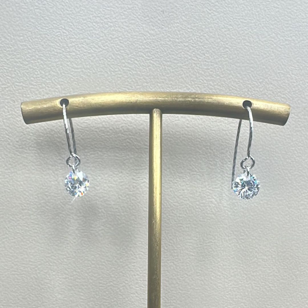 5A級鋯石純銀簡約垂吊耳環 [#SQ25082825]