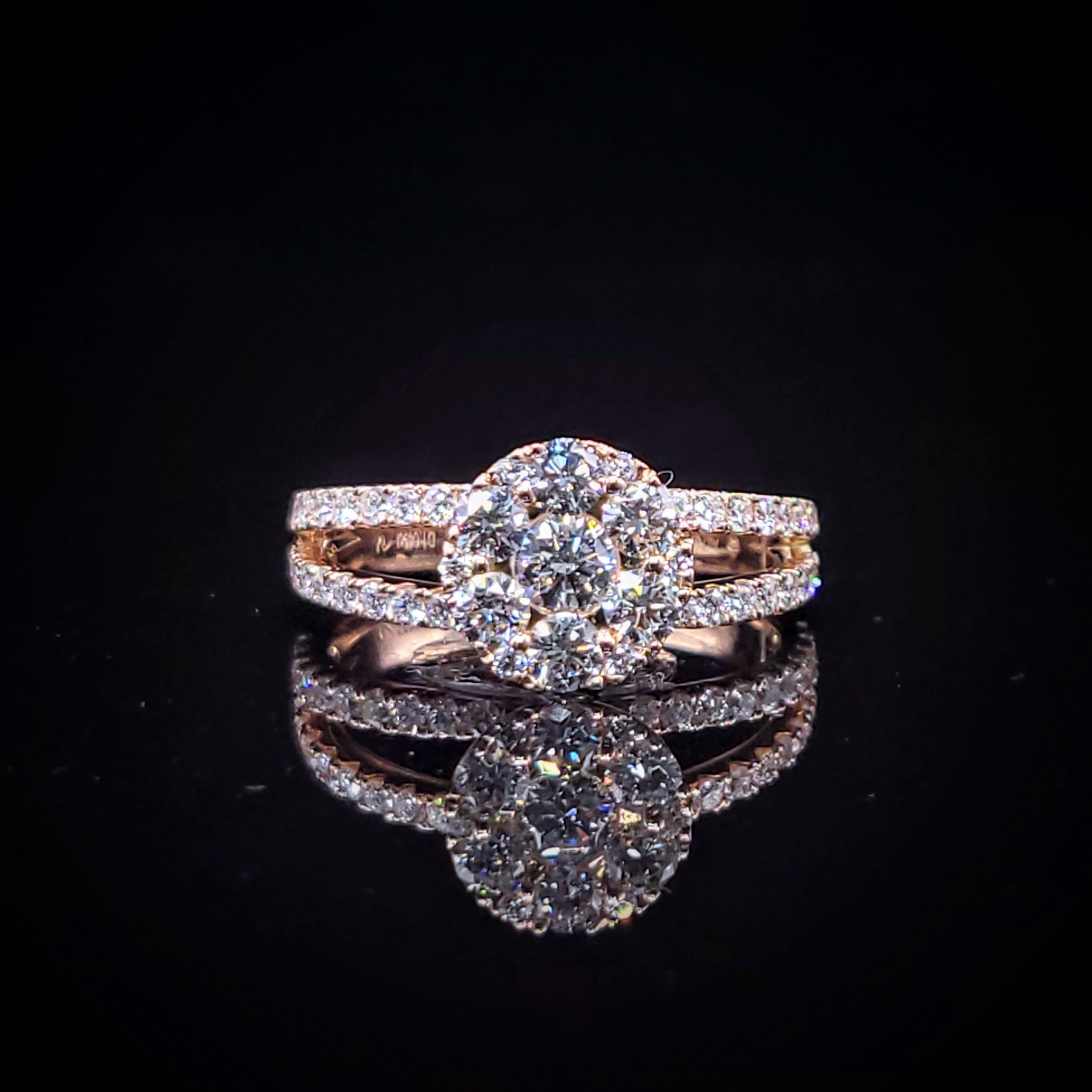 18K Rose Gold 1.049ct Diamond Ring