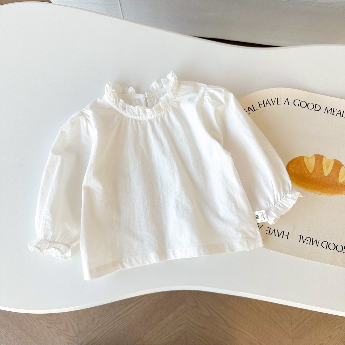 荷葉領長袖襯衫