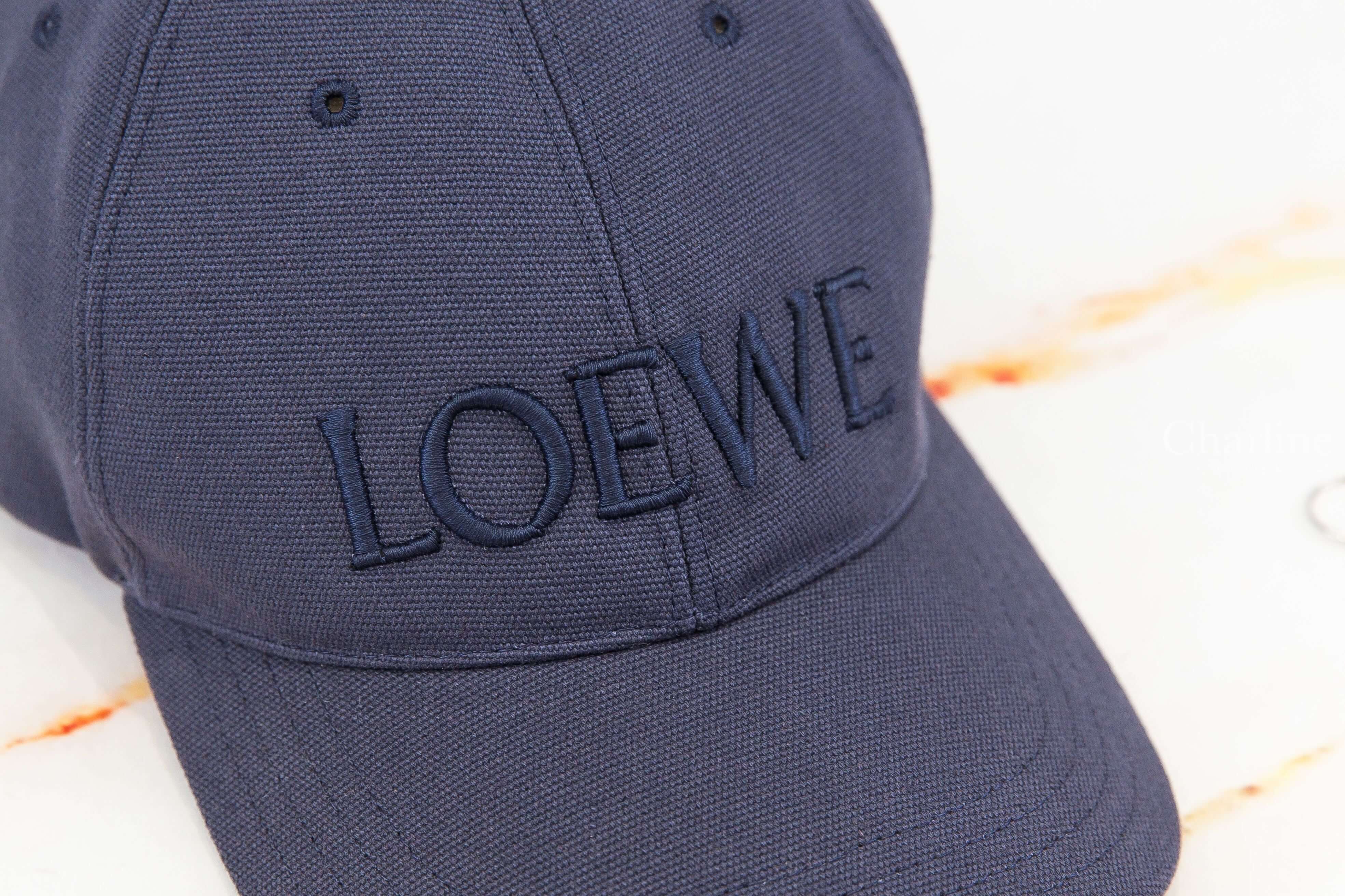 Loewe Loewe Cap In Canvas 深藍色刺繡字母側邊標籤帆布棉質棒球帽