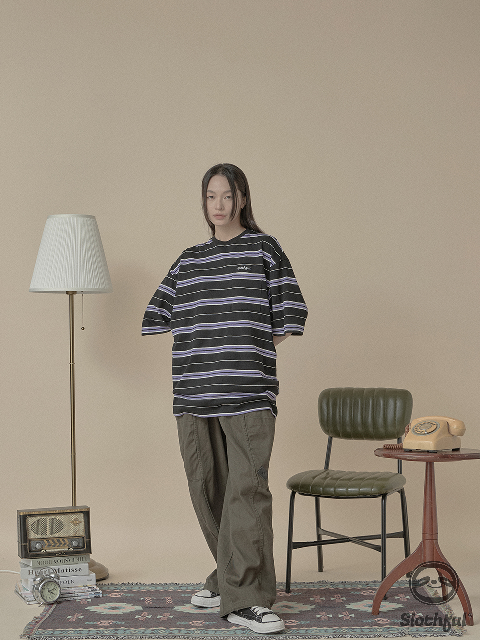 厚磅線條剪裁大口袋直筒寬褲