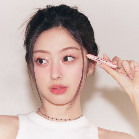 Too Cool For School 晶鑽閃爍眼影筆【8款色號】