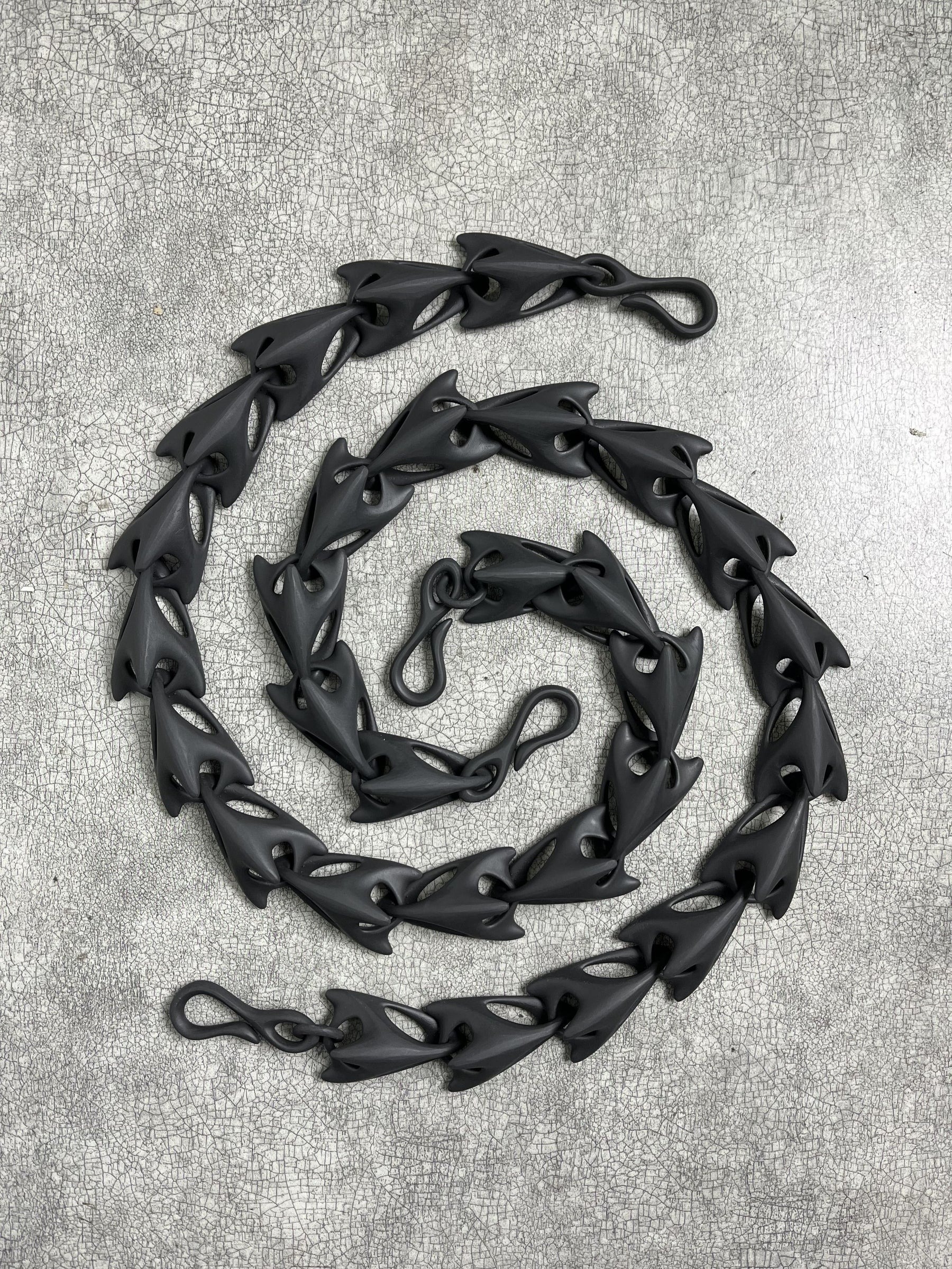 Y-KIND SPINE-A MAX 褲鏈-黑色