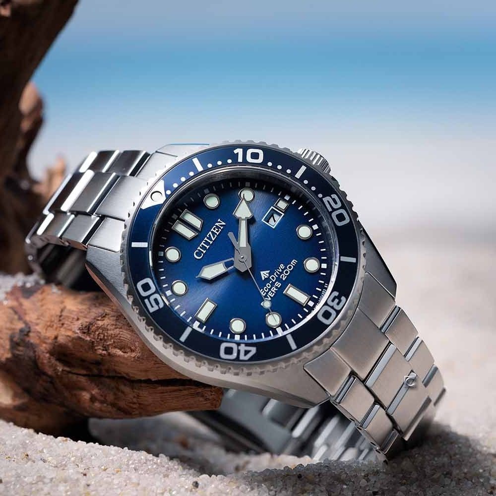 星辰錶CITIZEN PROMASTER 200米光動能潛水錶40.6MM 藍（BN0260-54L