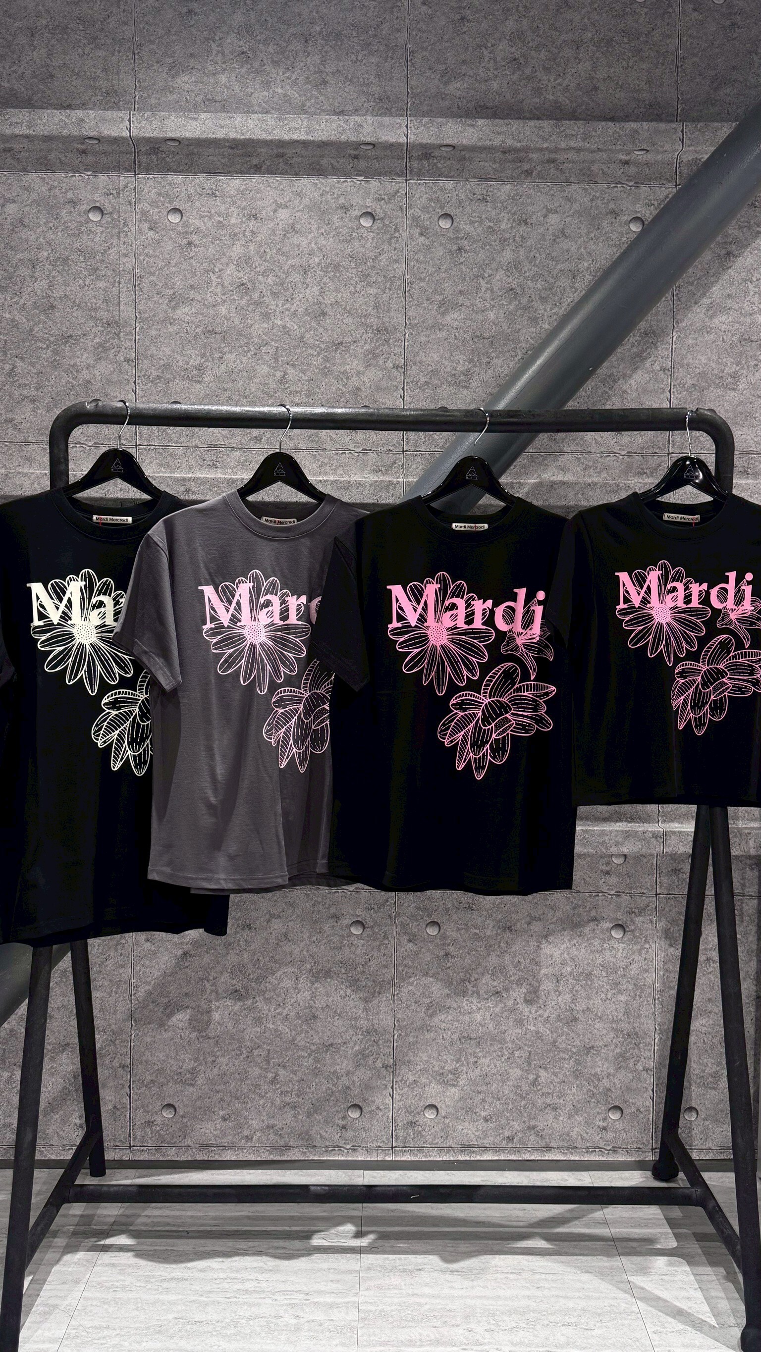 Mardi Mercredi 韓國限定款 小花短袖 T