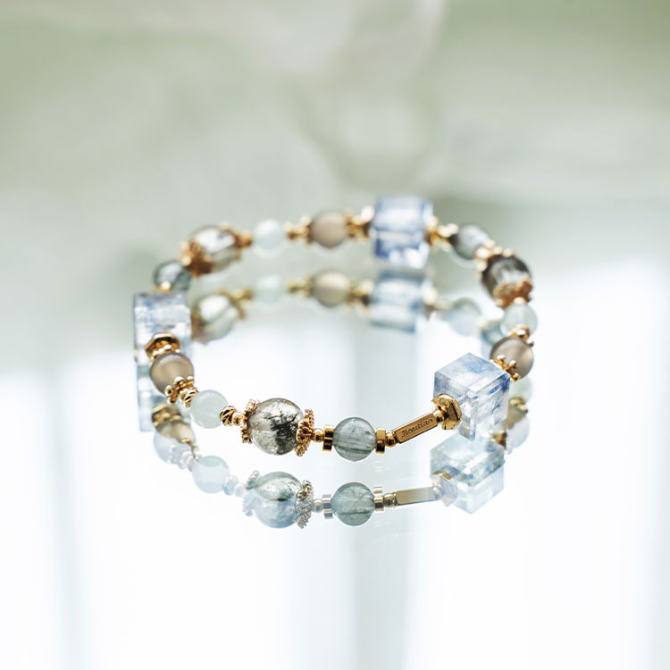 瞬間的真心：藍線石 ｜聚寶盆海藍寶｜黑幽靈/髮晶共生｜藍髮晶｜灰瑪瑙