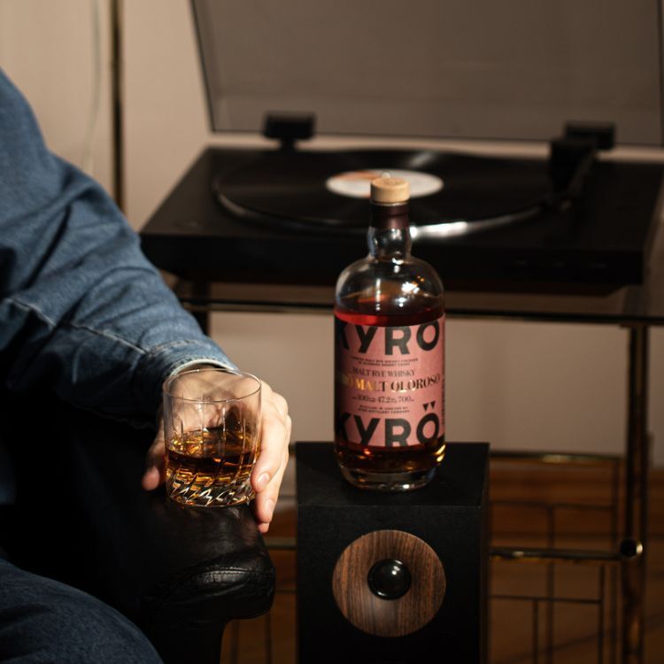 KYRÖ 雪莉桶裸麥威士忌 /700ml