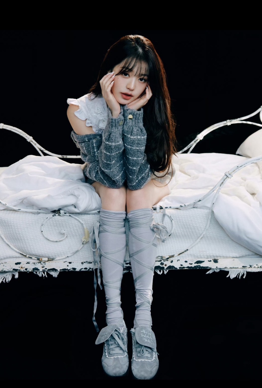 KILLWINNER 霧霾灰 灰白 翻蓋鞋舌 絨面 仿皮革 IVE 張員瑛同款 女鞋 / 預購