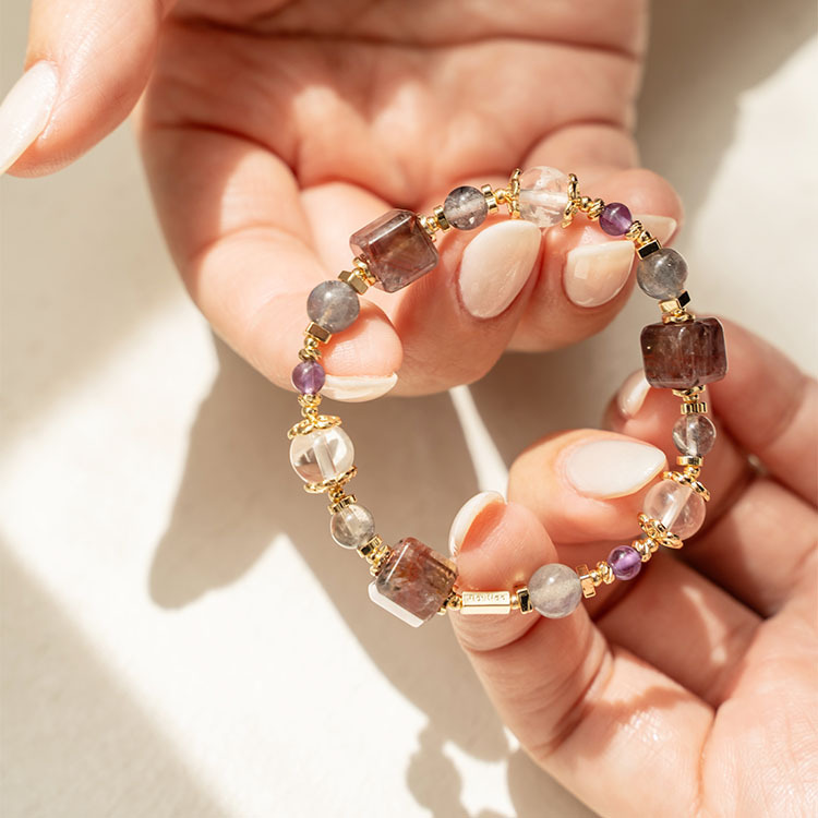 舒服的習慣：老礦極光 ｜紫拉長石｜紫水晶｜冰透藍髮晶｜雪花幽靈