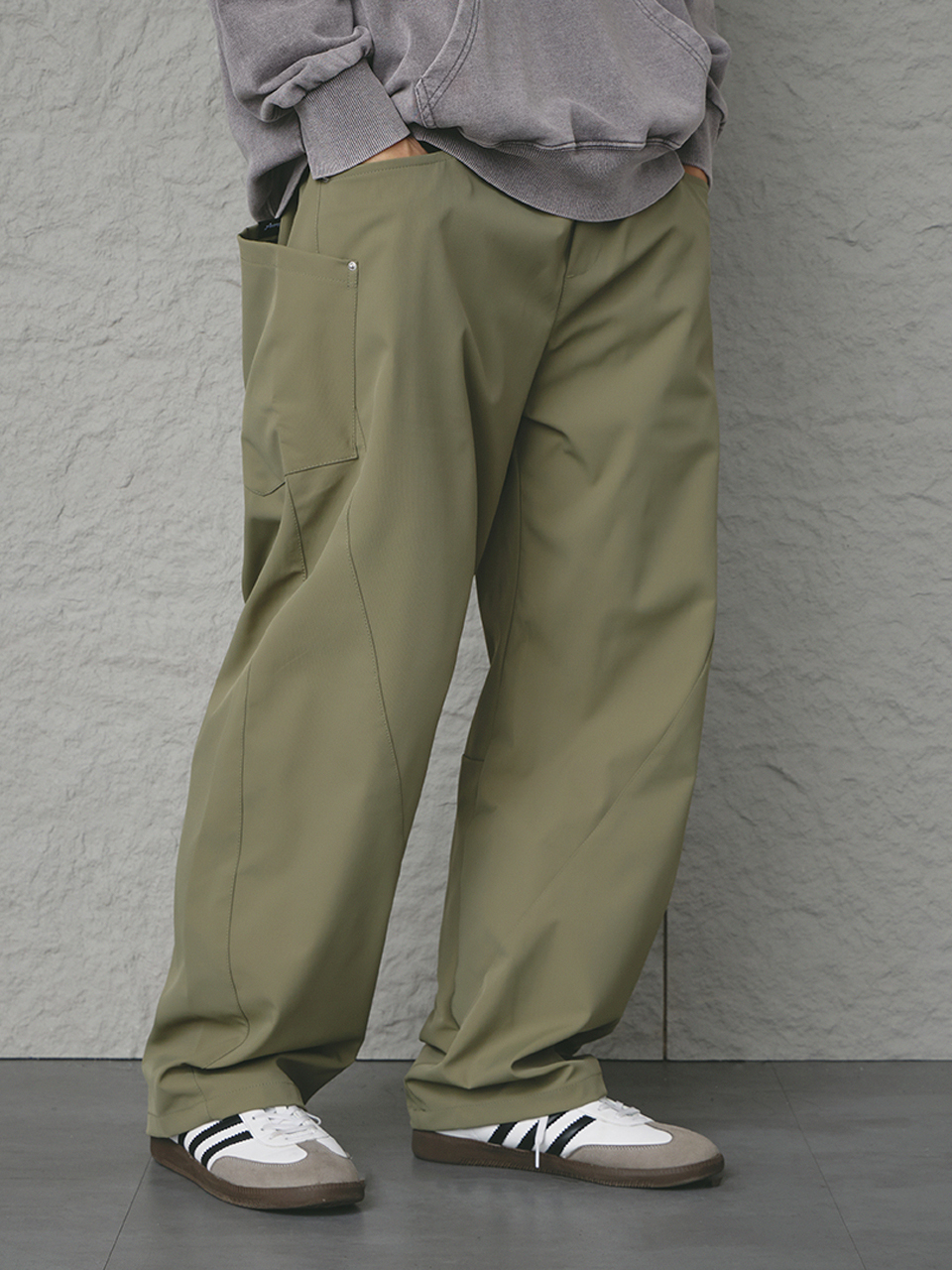 防風工裝剪接設計長褲