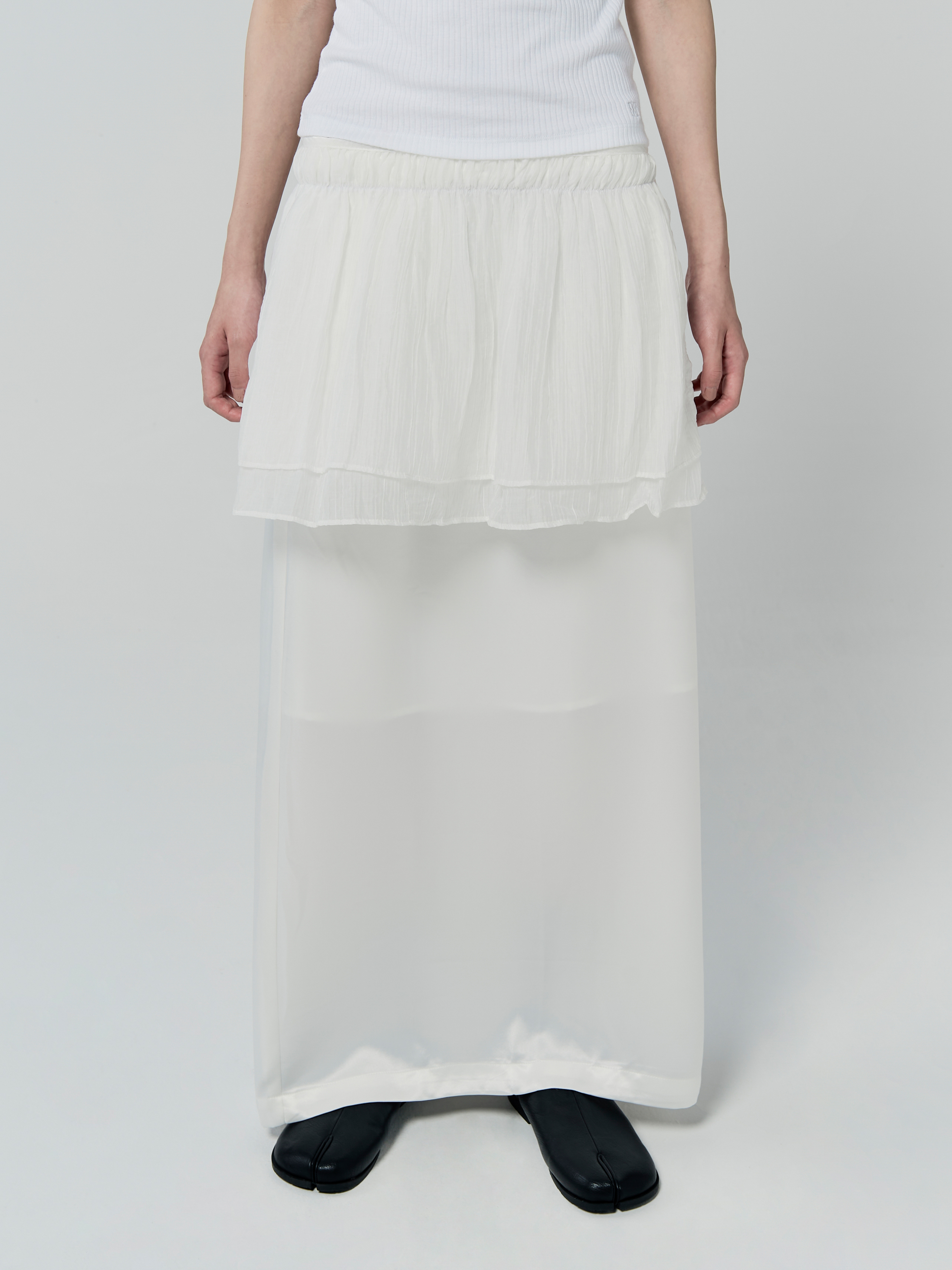 後開衩牛奶絲長裙-白