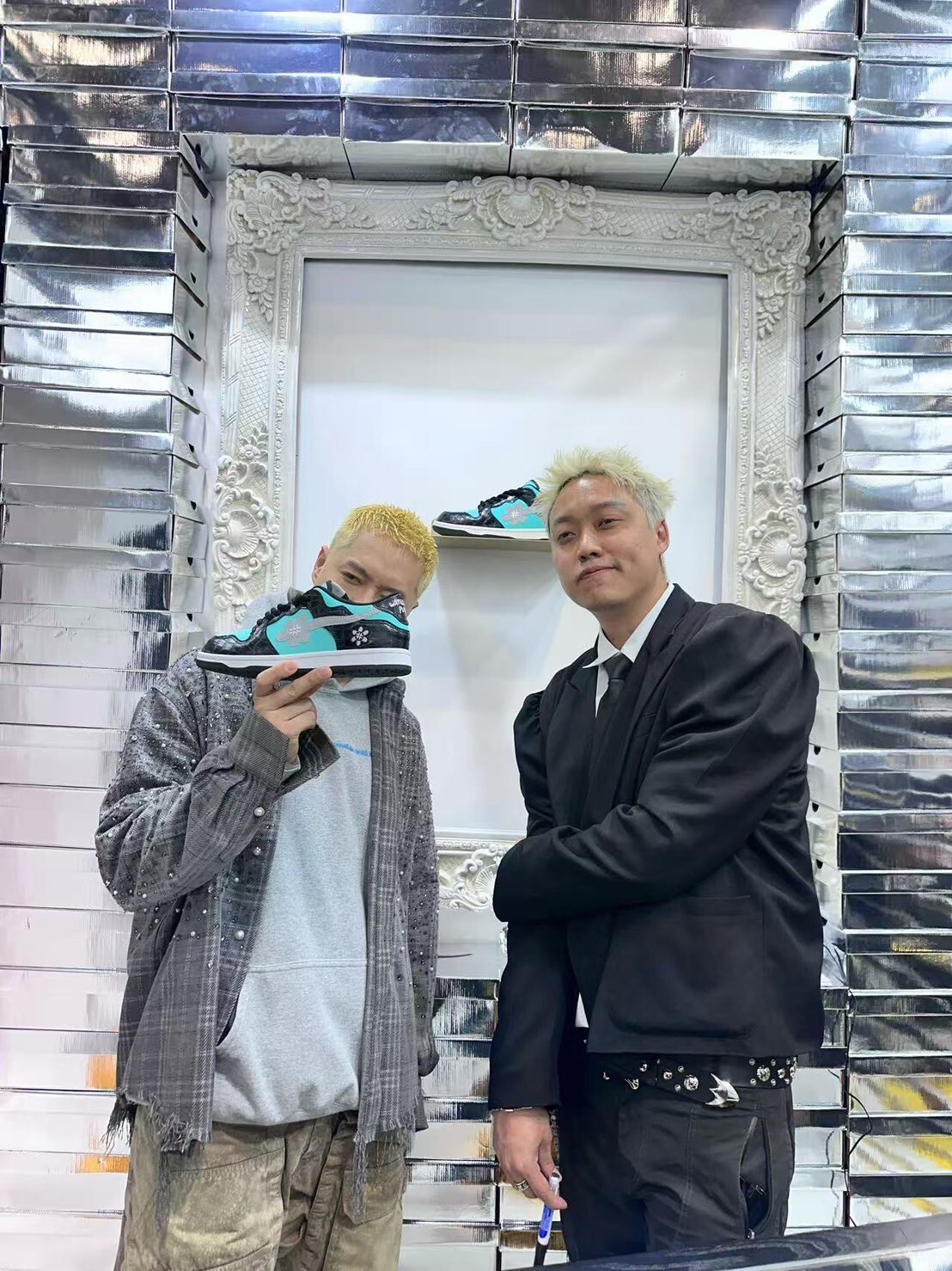 WATER THE PLANT 鑽石款 蒂芬妮綠 鱷魚紋皮革 Logo小花鞋 WTP