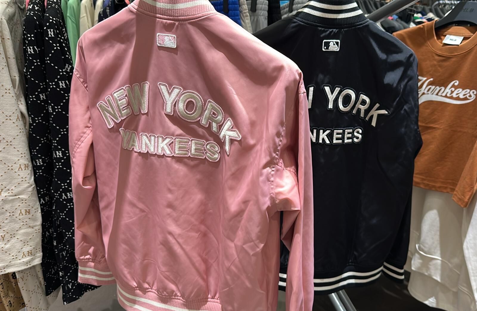 【直播】MLB LL0815909 棒球外套（NY logo）