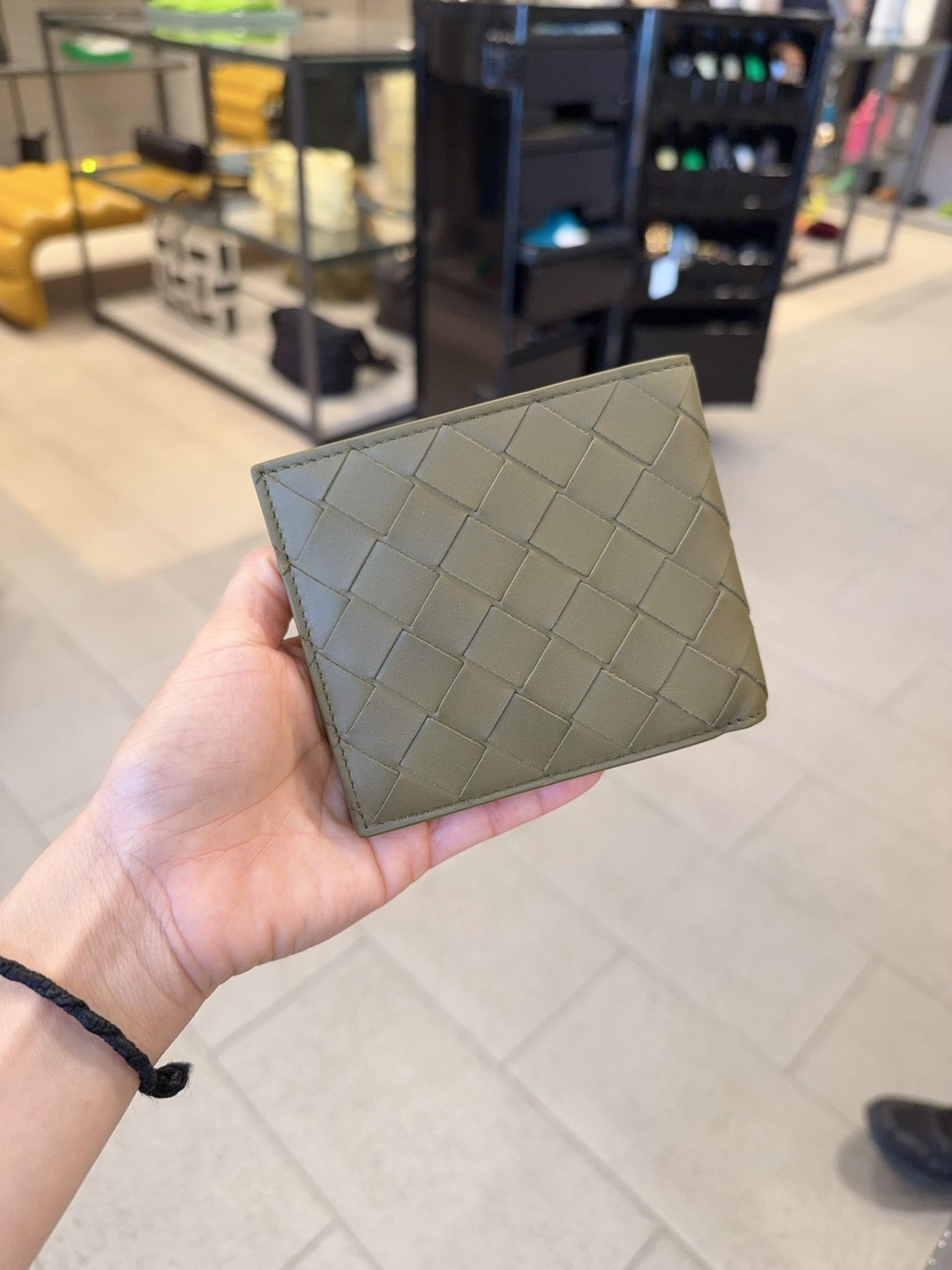 Bottega Veneta BV Intrecciato Bi-Fold Wallet Mud 749413