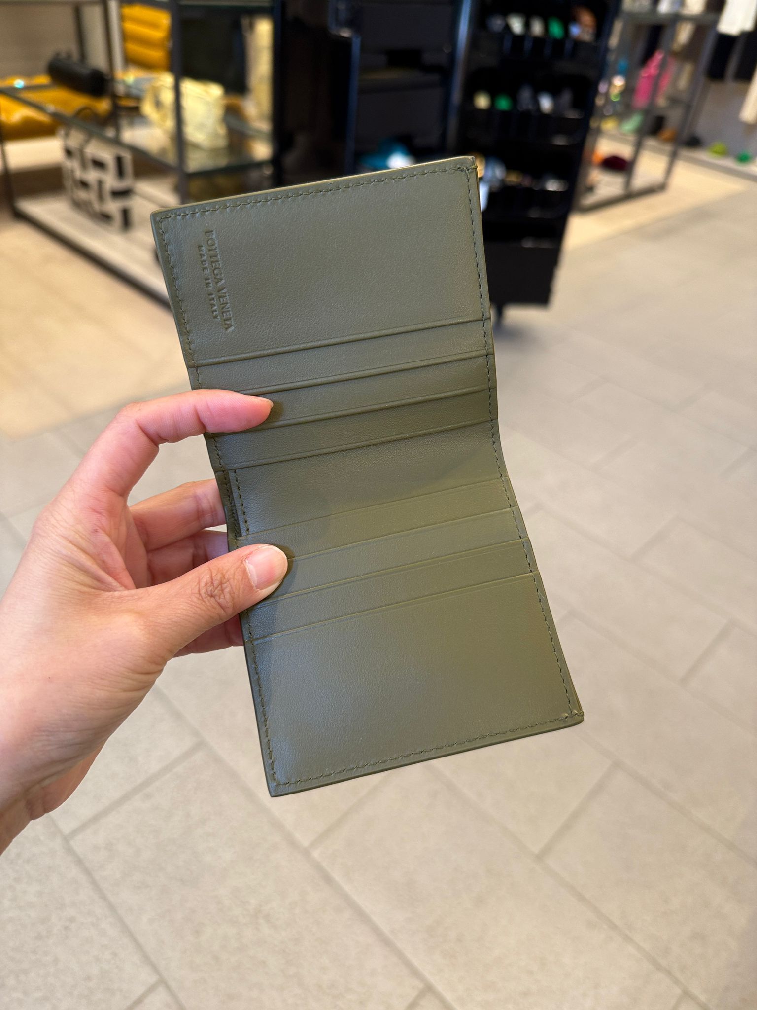 Bottega Veneta BV Intrecciato Slim Bi-Fold Wallet Mud 749400