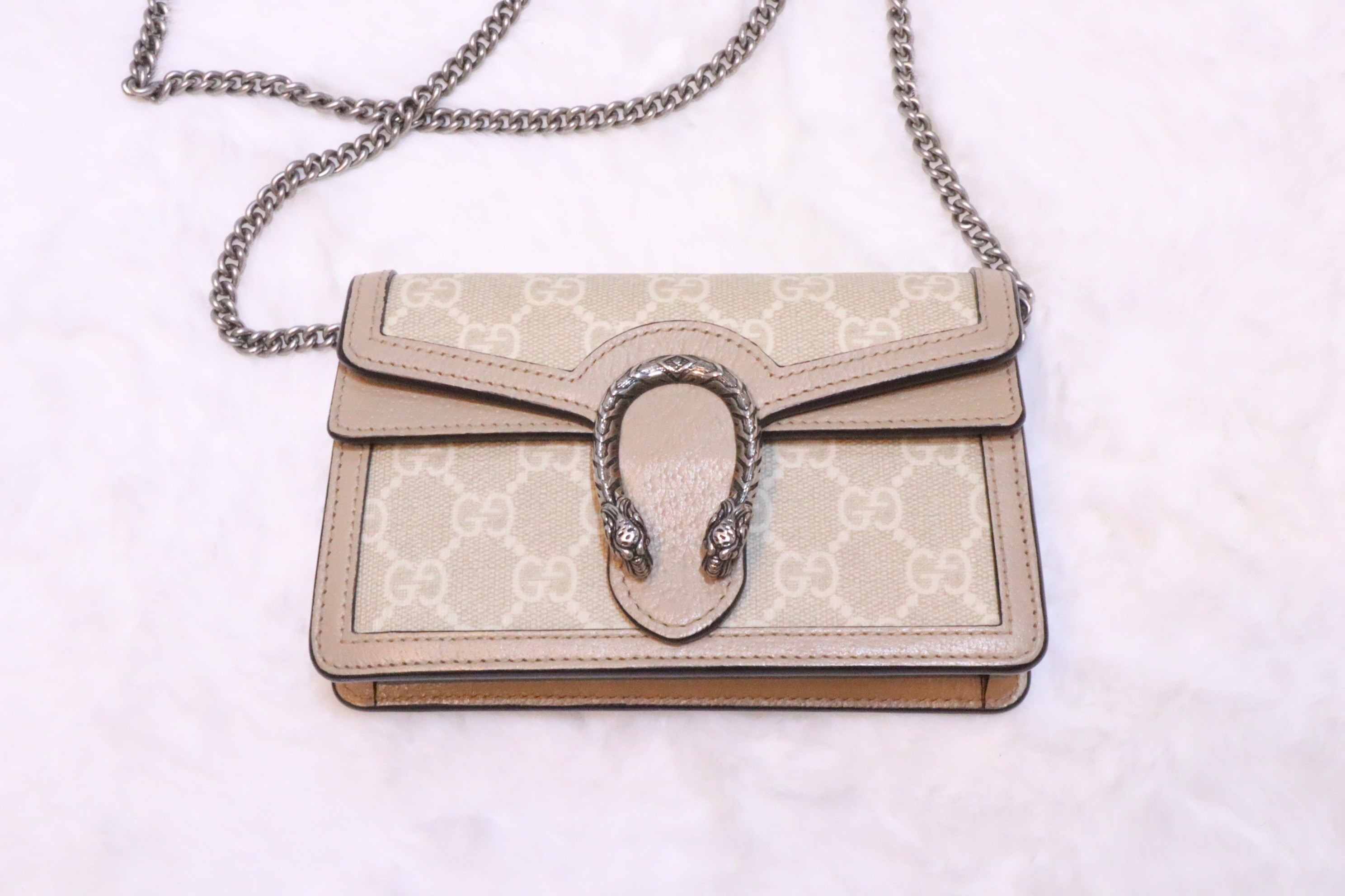 Gucci 杏色老花酒神斜孭袋仔🤎