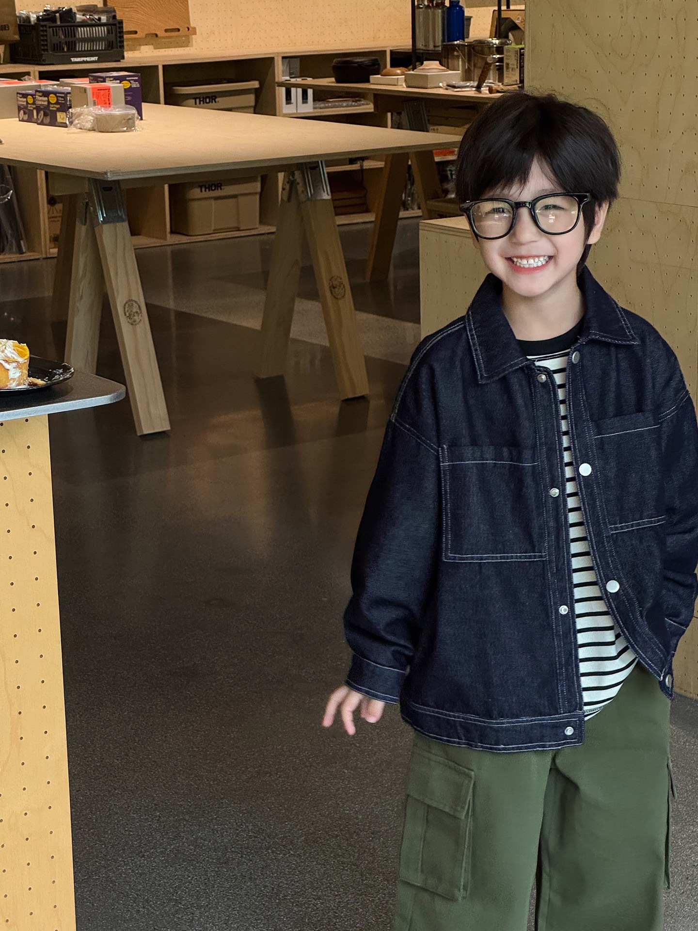 男孩的純淨牛仔外套