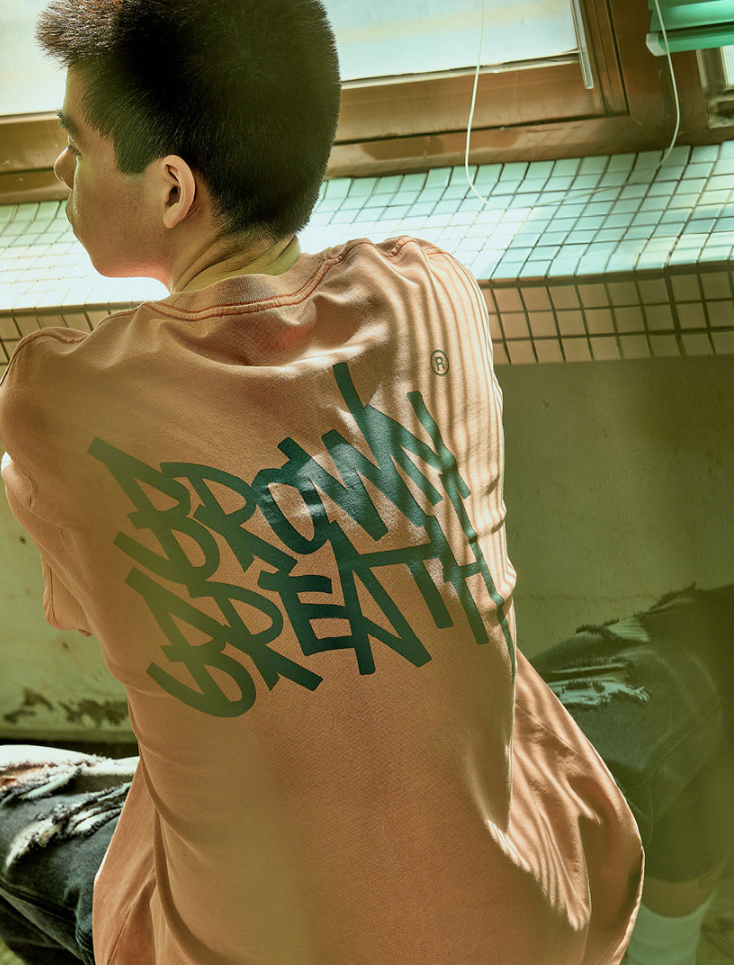 【直播】BROWN BREATH LL081653 PIGMENT TAG 短袖上衣