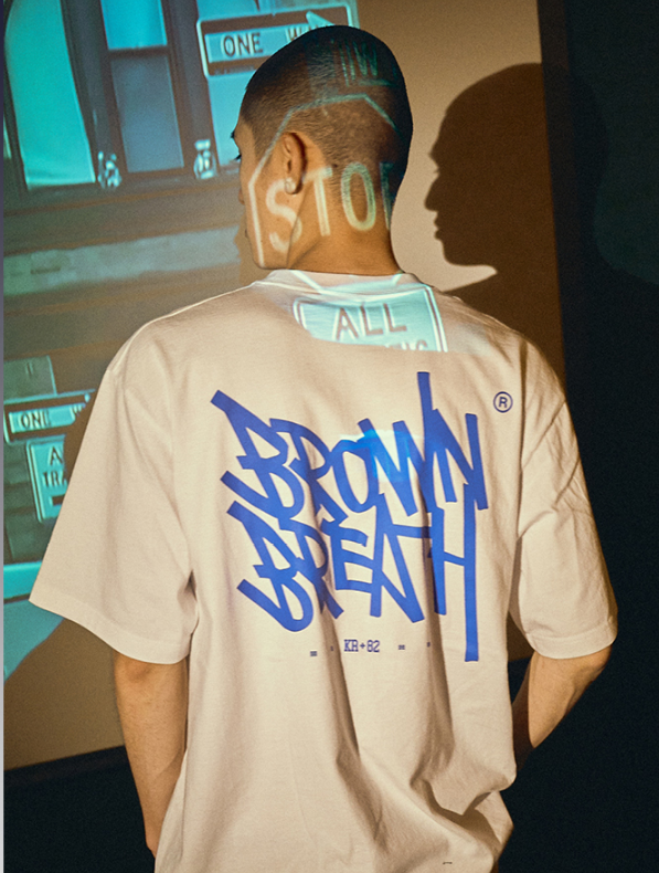【直播】BROWN BREATH LL081674 BXR REDBULL TAG 短袖上衣(白色)