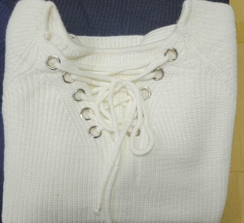 女裝 喇叭手袖綁帶針織衫 （清貨價貨品，不設退換）(AT8 300)