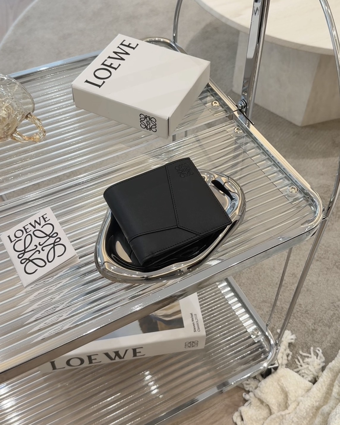 LOEWE｜PUZZLE 零錢袋雙折短夾 黑色