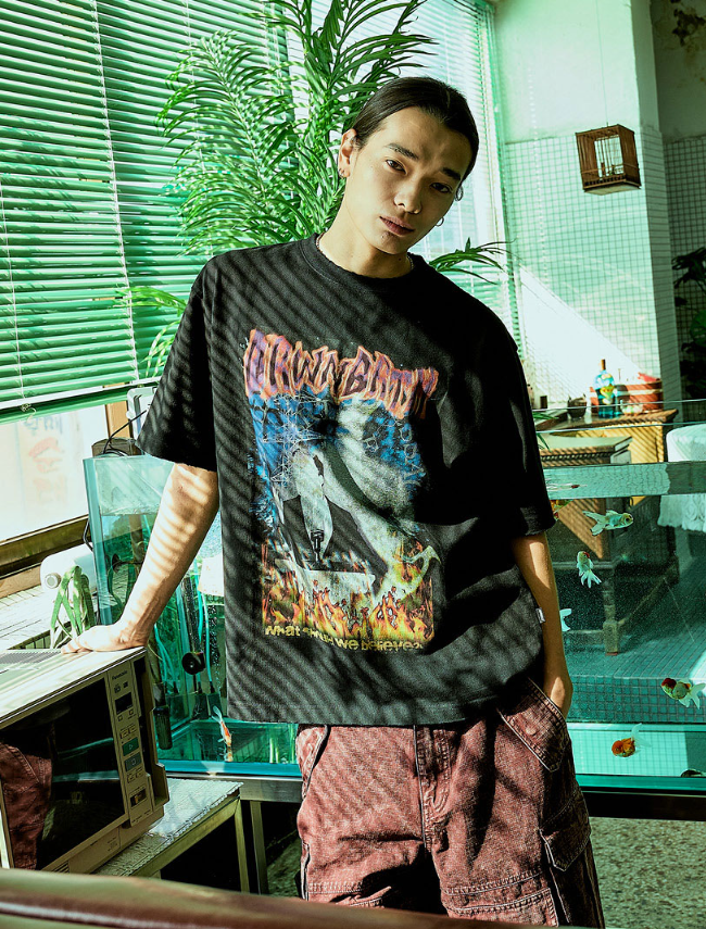 【直播】BROWN BREATH LL081695 BELIEVE 短袖上衣(黑色)