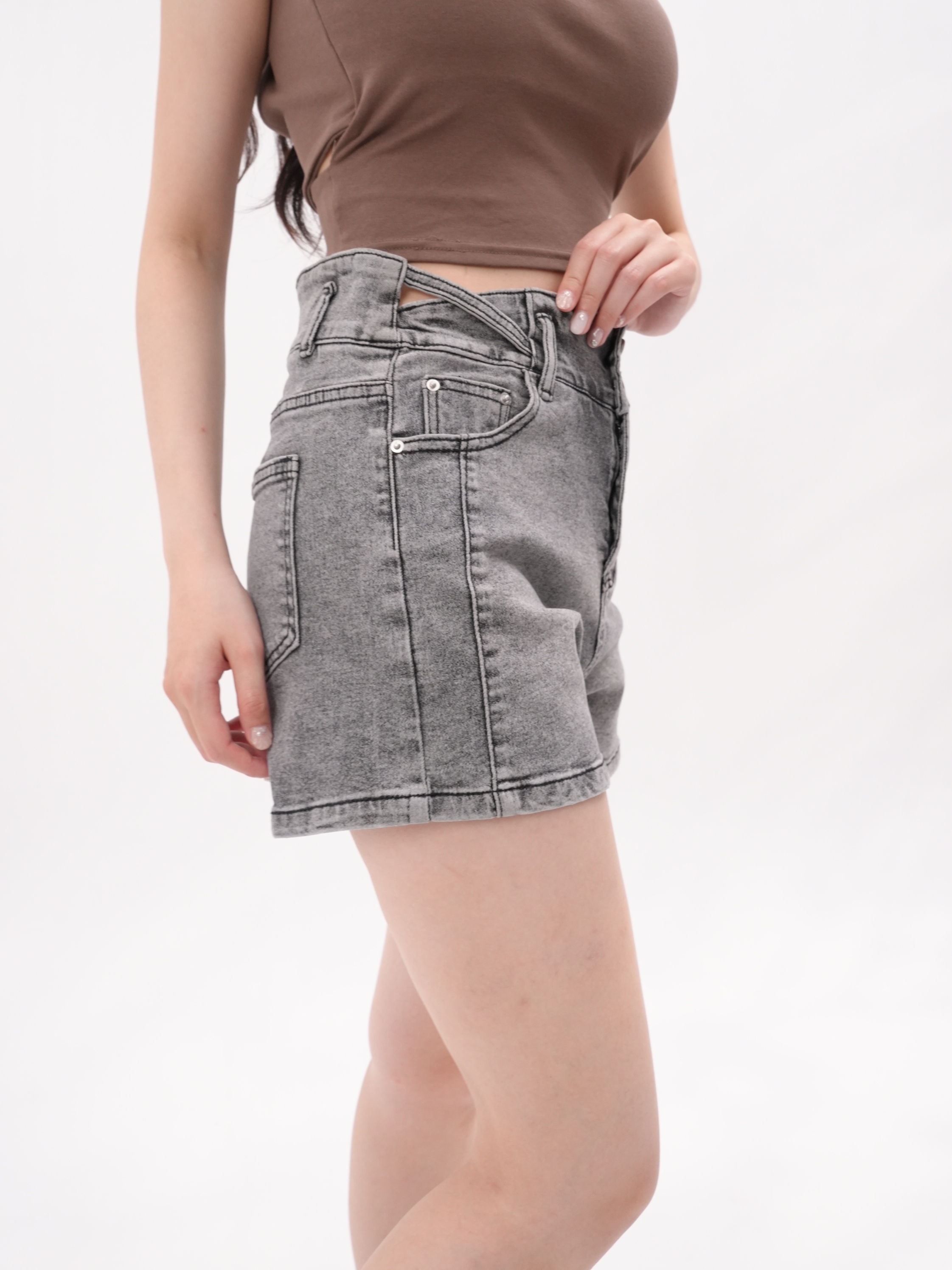 法朵Fado shop｜Spicy🌶︎ 雙釦腰交叉牛仔短褲 藍/黑 S-XL 2503011