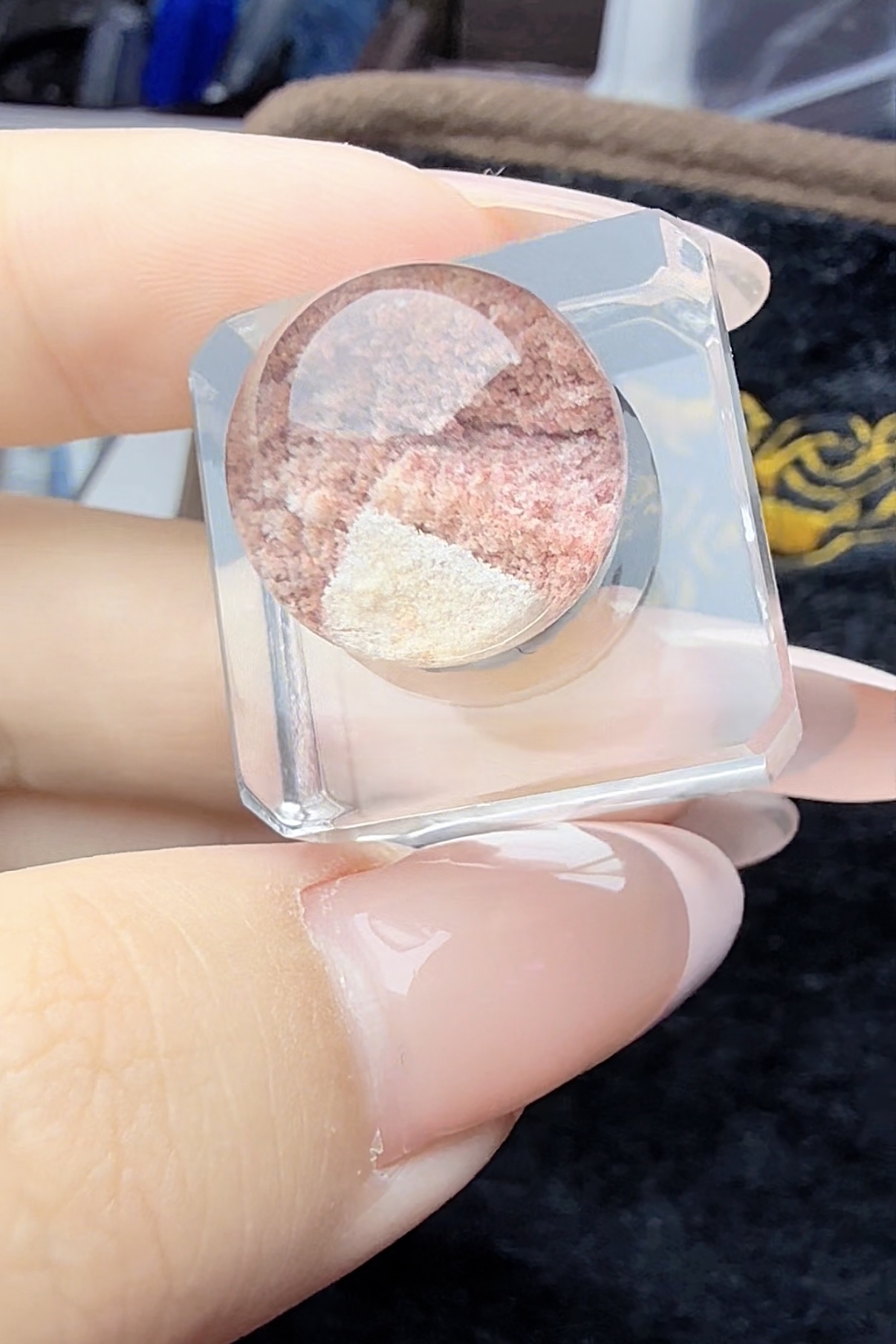 粉白山巴西幽靈