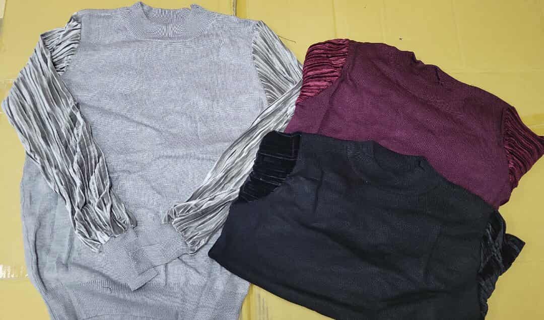 現貨清貨  KR女裝 手袖絲絨薄針織衫 （清貨價貨品，不設退換）(AT8 315)