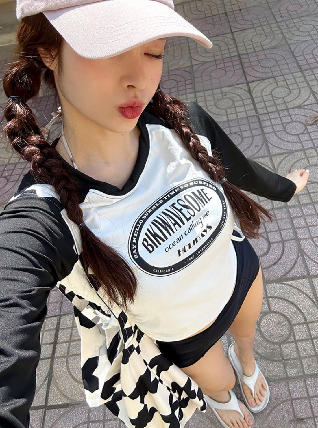 顯瘦簡約配色清新自然長袖兩件式泳衣