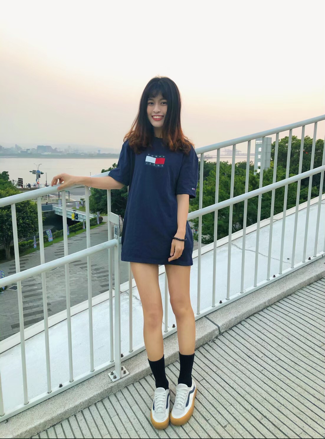 【雙十一優惠】TOMMY JEANS 經典LOGO短袖 男女同款 歐美休閒百搭Tee