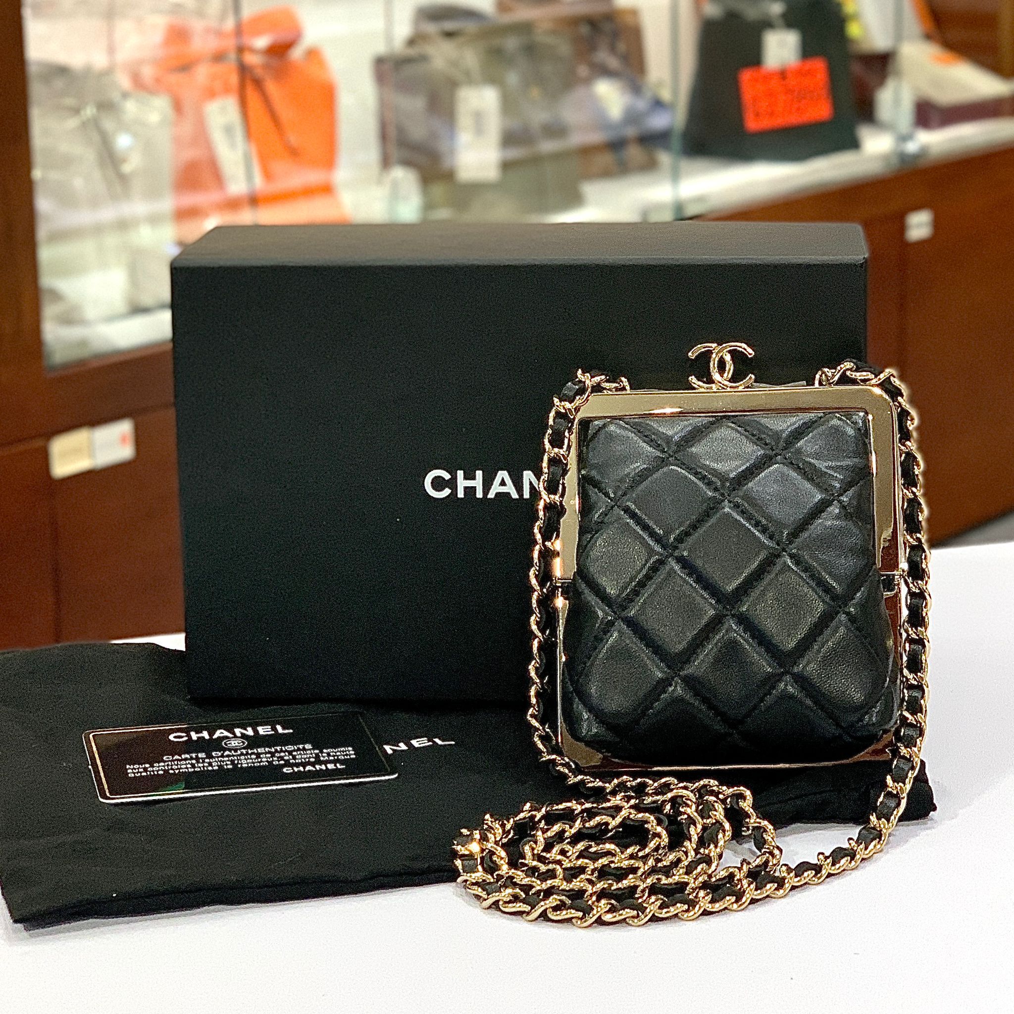 全新CHANEL斜背包 黑色羊皮/玻璃 樹脂復古錢夾 #BRAND NEW #香榭站正品