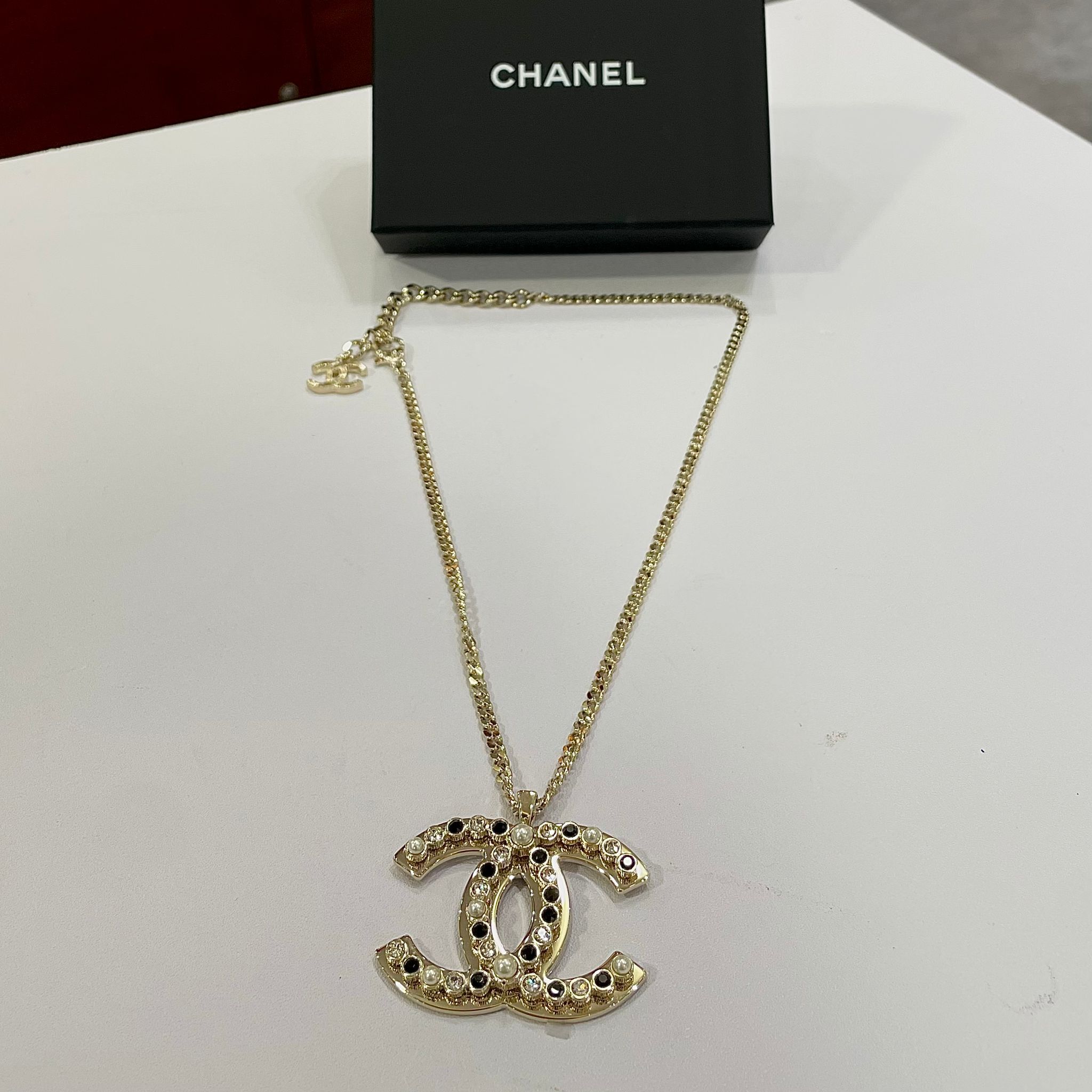 全新CHANEL項鏈 黑白鑽珍珠 大雙C LOGO NECKLACE #BRAND NEW #香榭站正品
