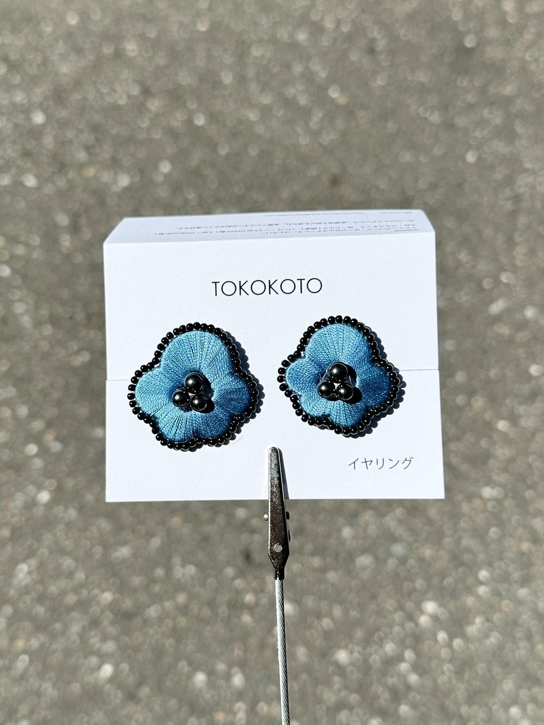 [TOKOKOTO] 刺繡花朵珍珠耳環 | 杜若 | 耳夾 | NO.122