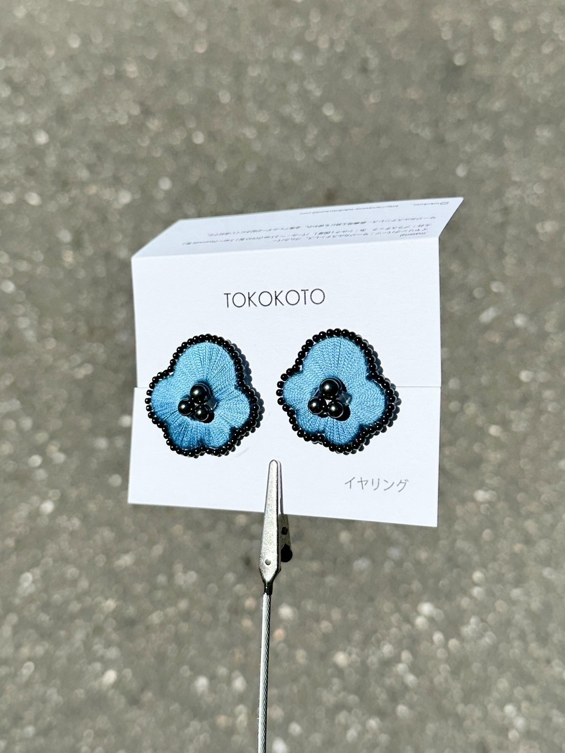 [TOKOKOTO] 刺繡花朵珍珠耳環 | 杜若 | 耳夾 | NO.122