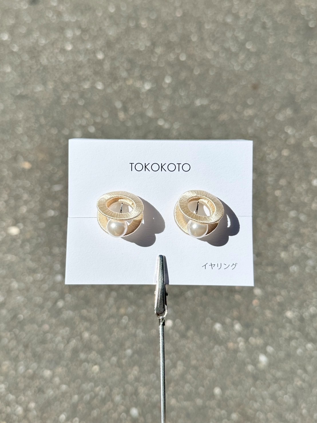 [TOKOKOTO] 刺繡雙圓環珍珠耳環 | 香草 | 耳夾 | NO.133