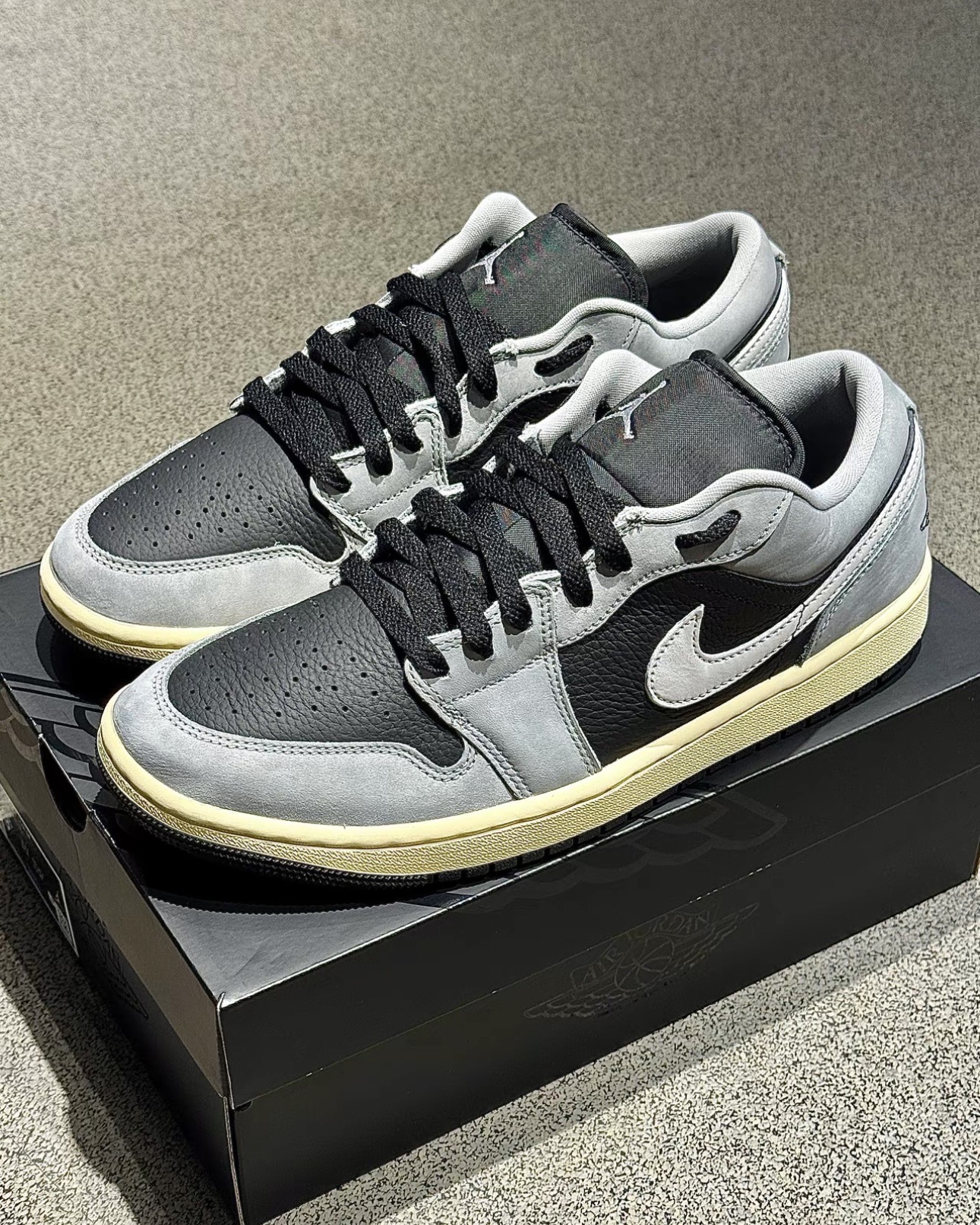 男鞋 NIKE AIR JORDAN 1 LOW SE 煙灰 作舊 影子 皮革 低筒 復古 休閒鞋【HQ2010-012】AJ1