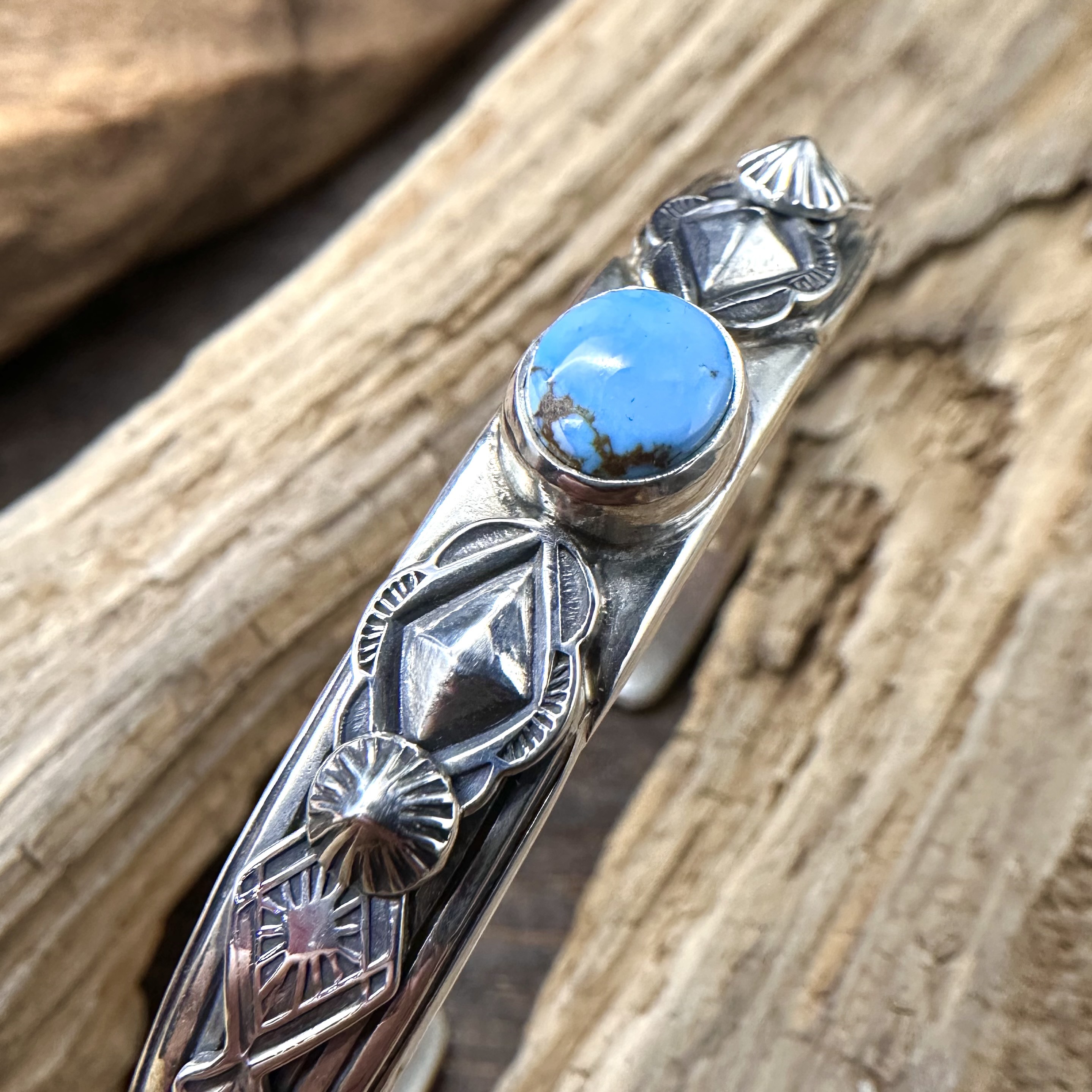 G_Smith-敲印手環鑲Golden Hill松石