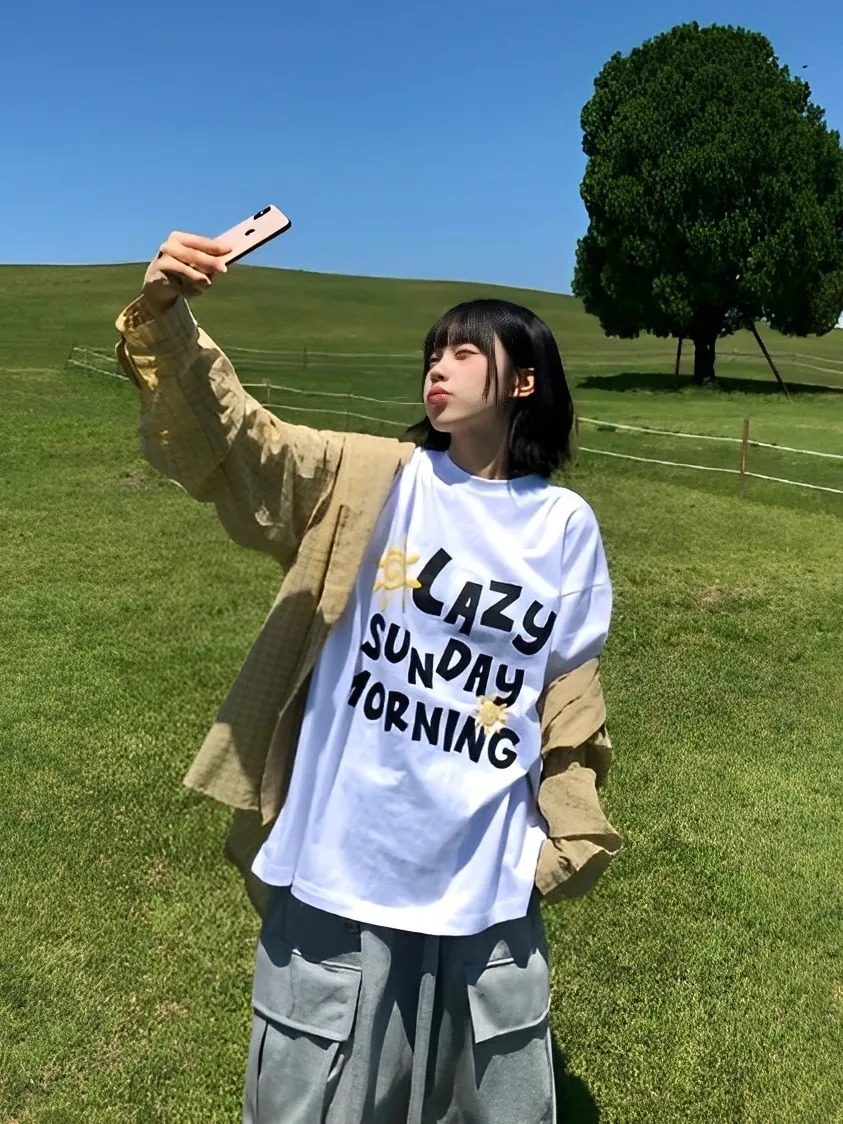 LAZY SUNDAY 發泡 英文 寬鬆 短袖