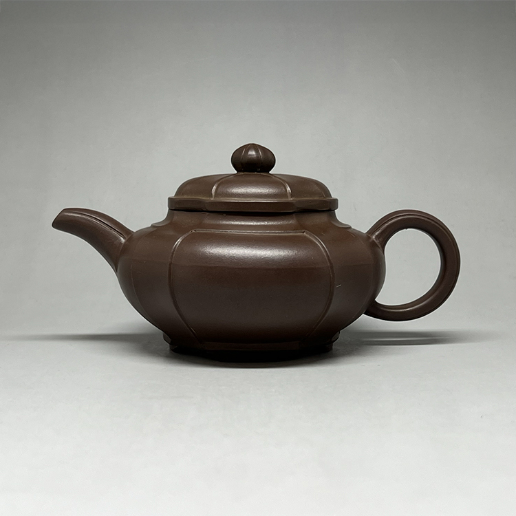 宜興紫砂 茶香自在】一九八零年代宜興一廠紫砂壺江敏製陶八卦紫砂壺200 C.C.