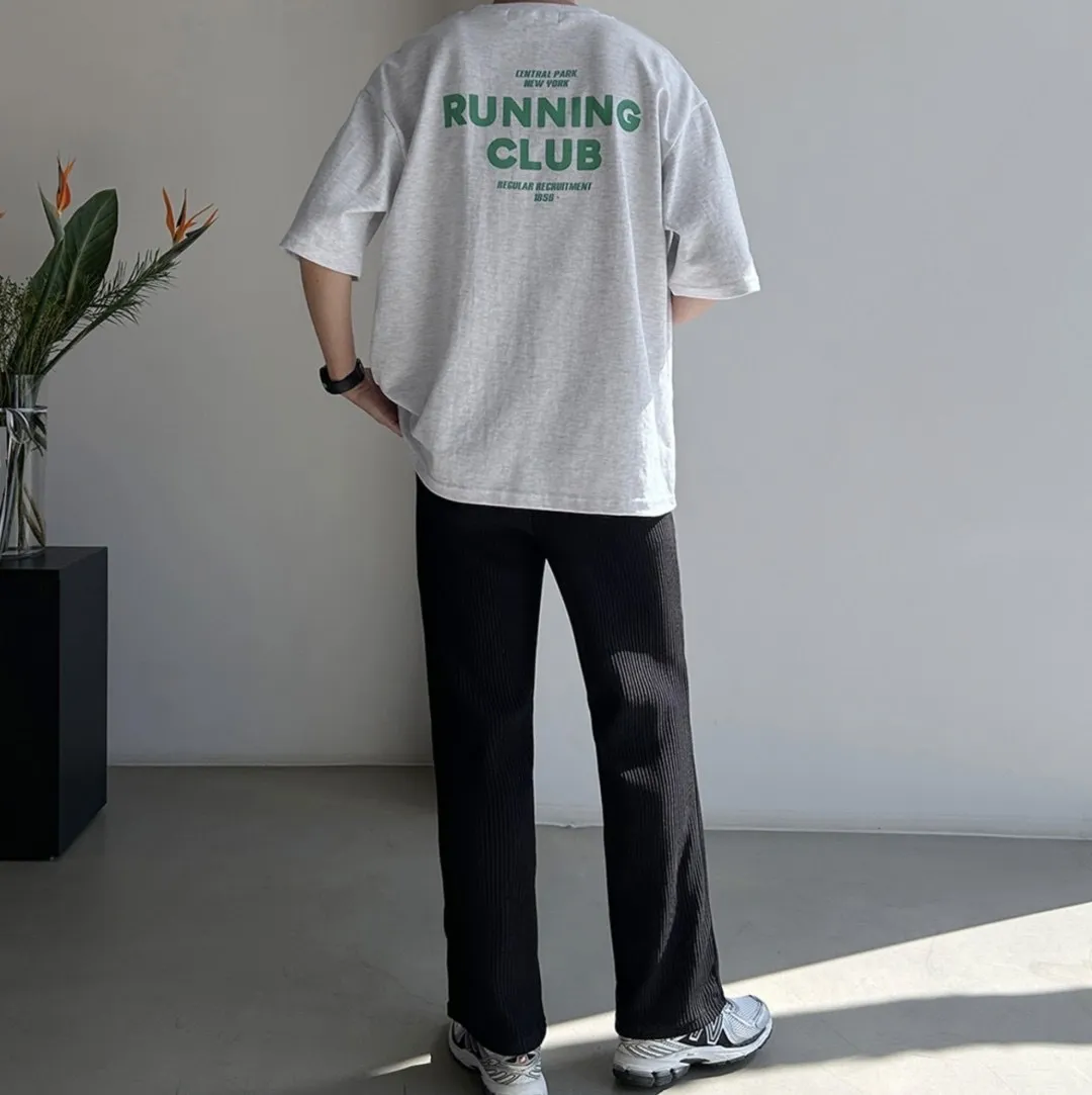 RUNNING CLUB 英文 設計 短袖