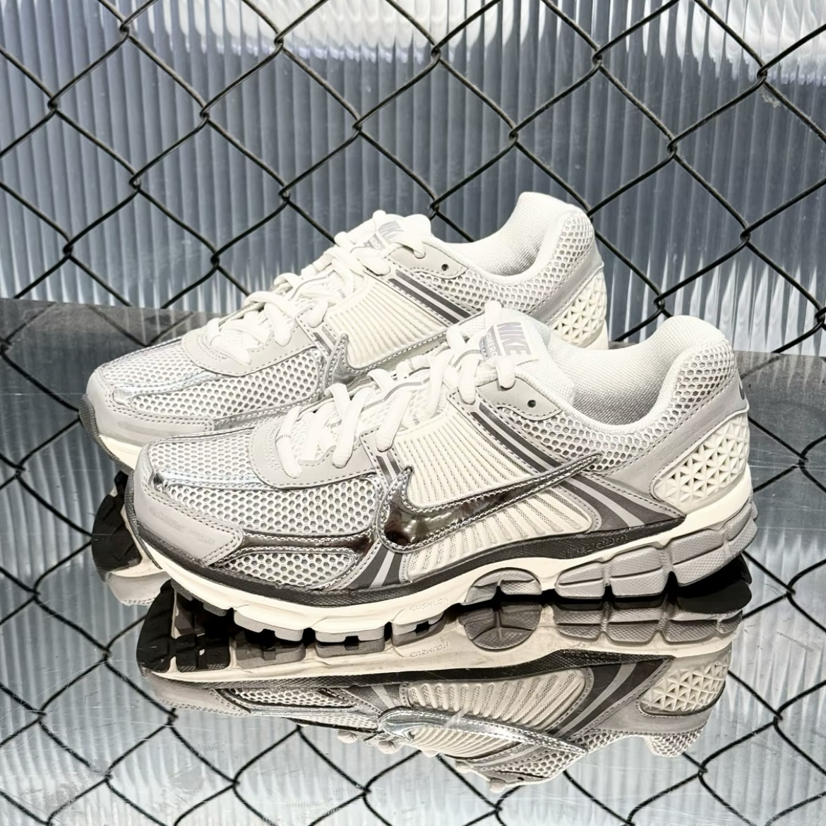 Nike Zoom Vomero 5 Metallic Silver 骨白灰銀 復古 Y2K 透氣 運動休閒鞋