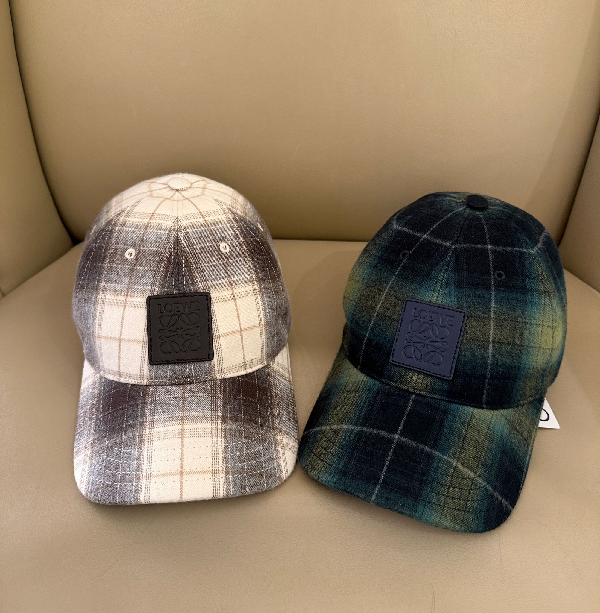Loewe Patch baseball cap 2 colors