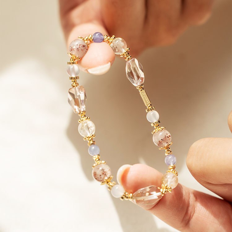 同時存在：紫黃晶｜金草莓｜丹泉石｜藍玉髓｜白幽靈