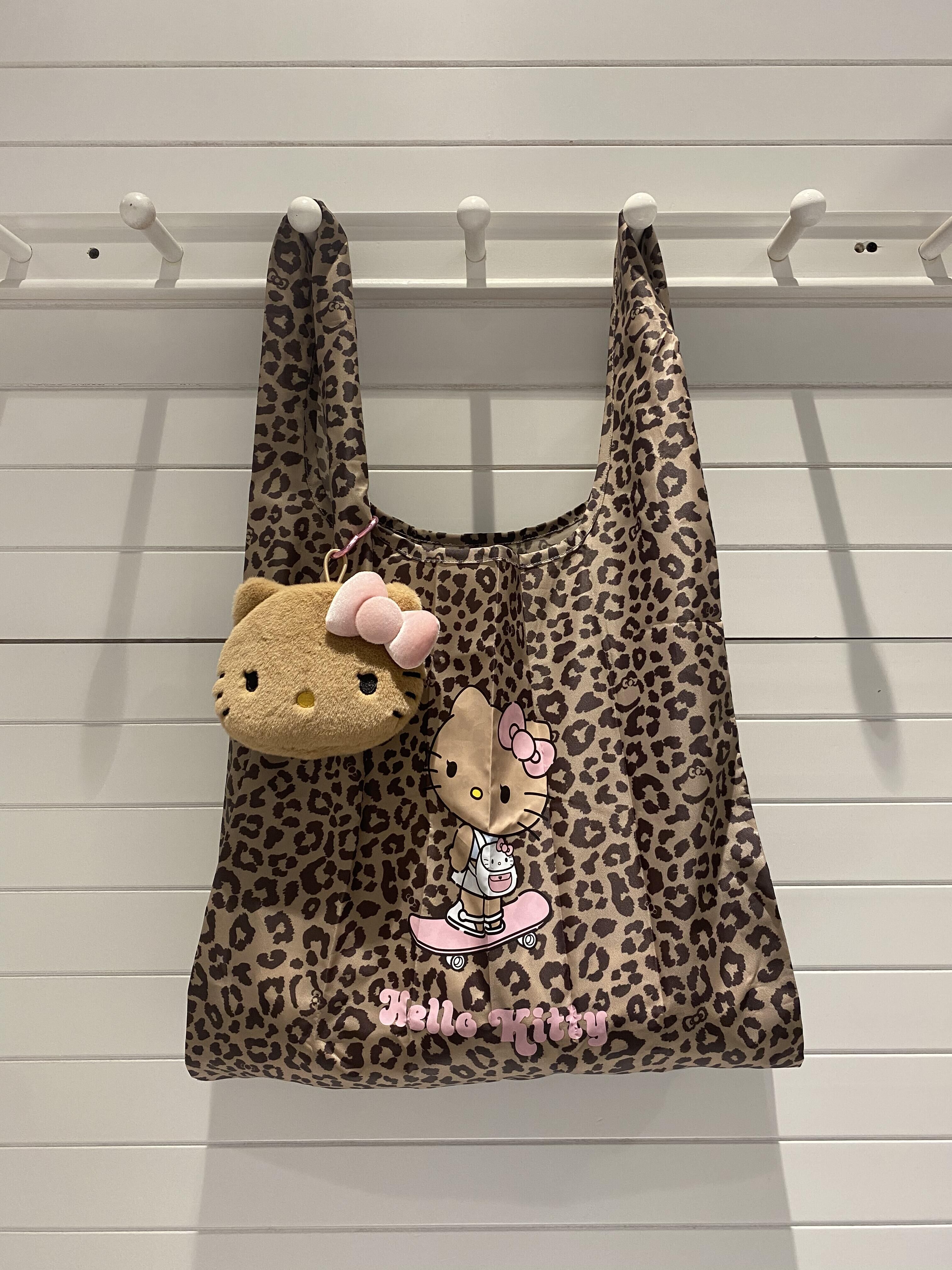 Hello Kitty x TBH 夏日黑皮系列 兩用 購物袋 二合一 提袋 收納 吊飾 鑰匙圈 凱蒂貓 宋雨琦代言/預購