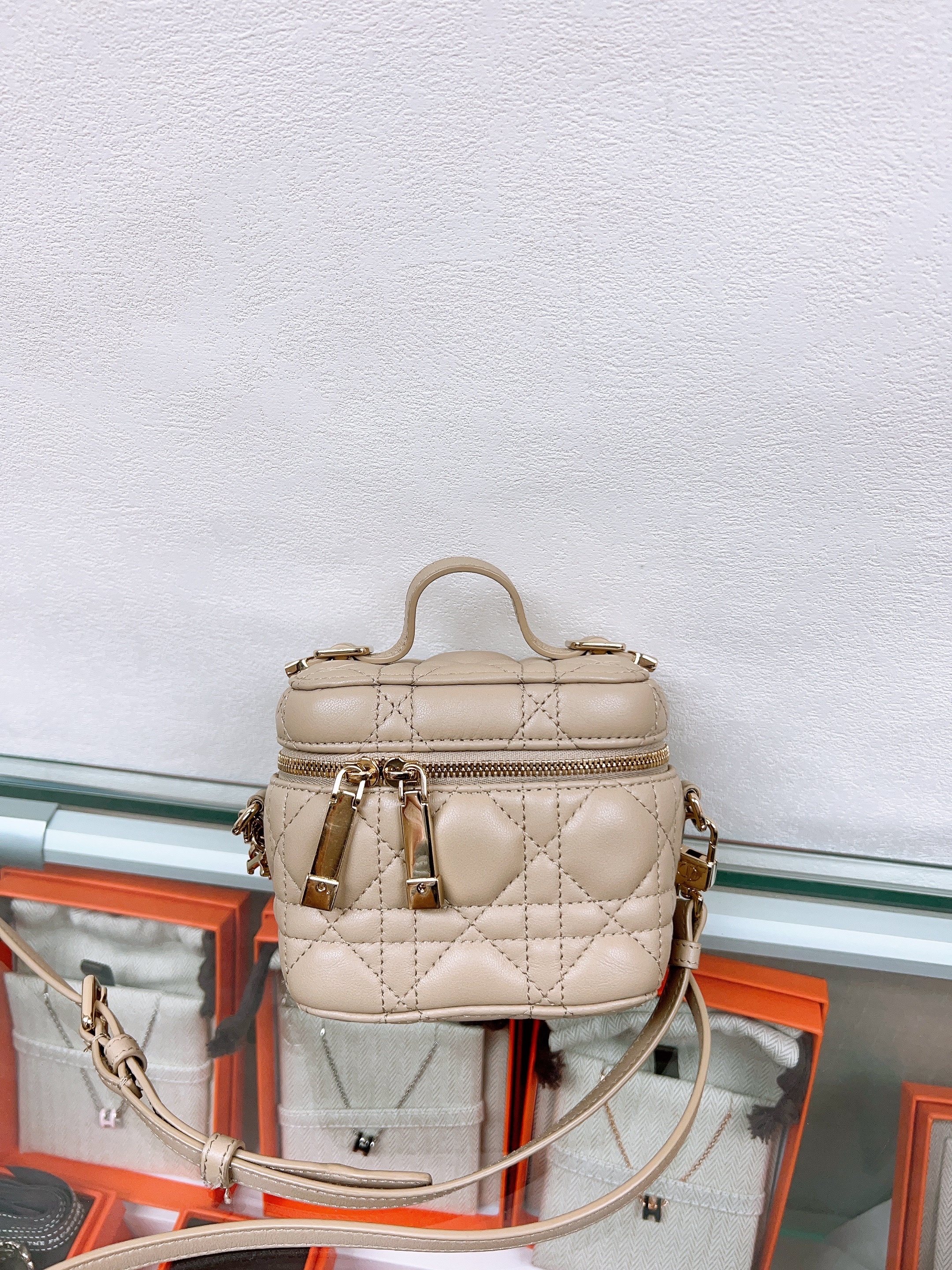 Dior lady dior vanity case micro beige